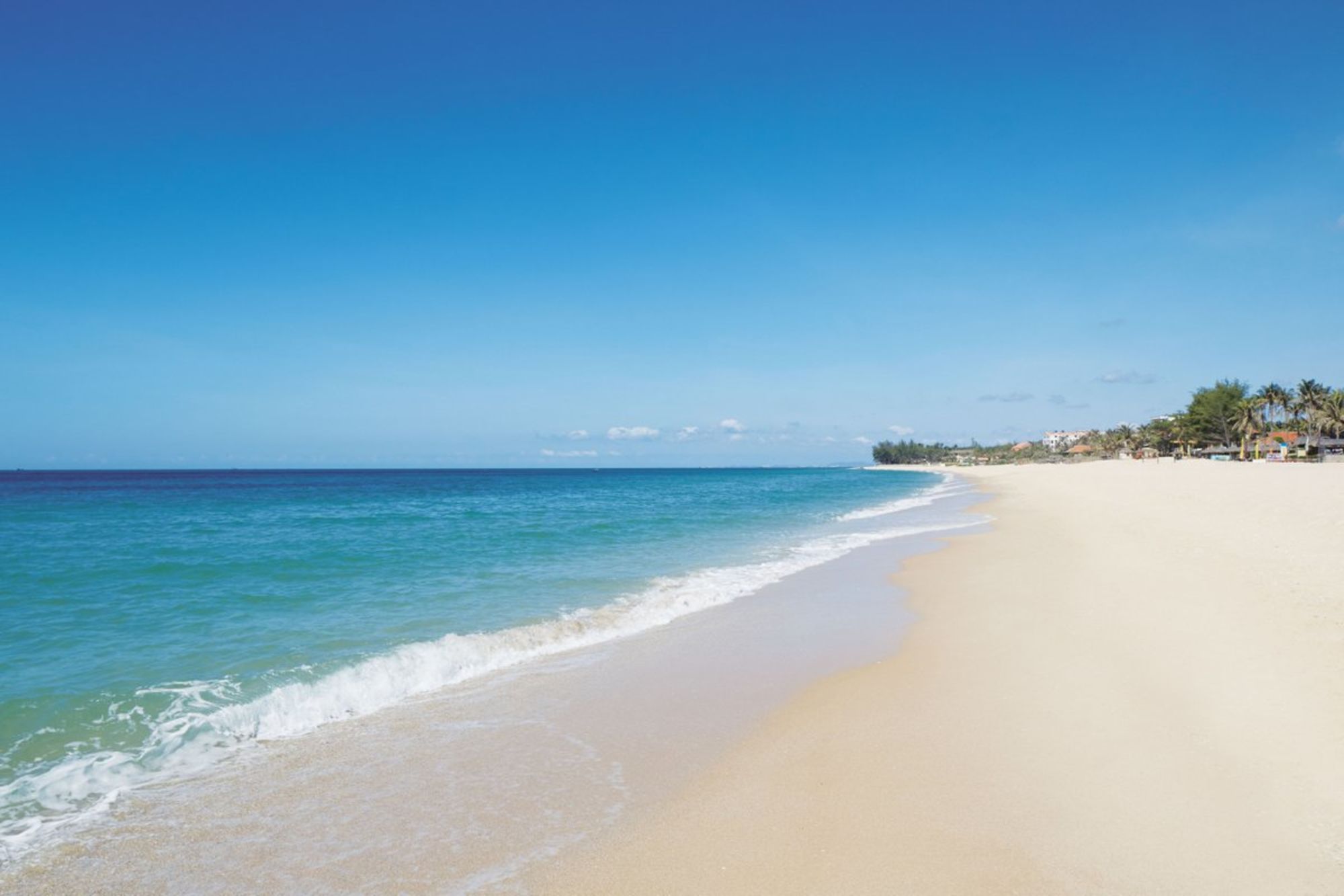 Sailing Club Resort Mui Ne in Phan Thiet: beach:
