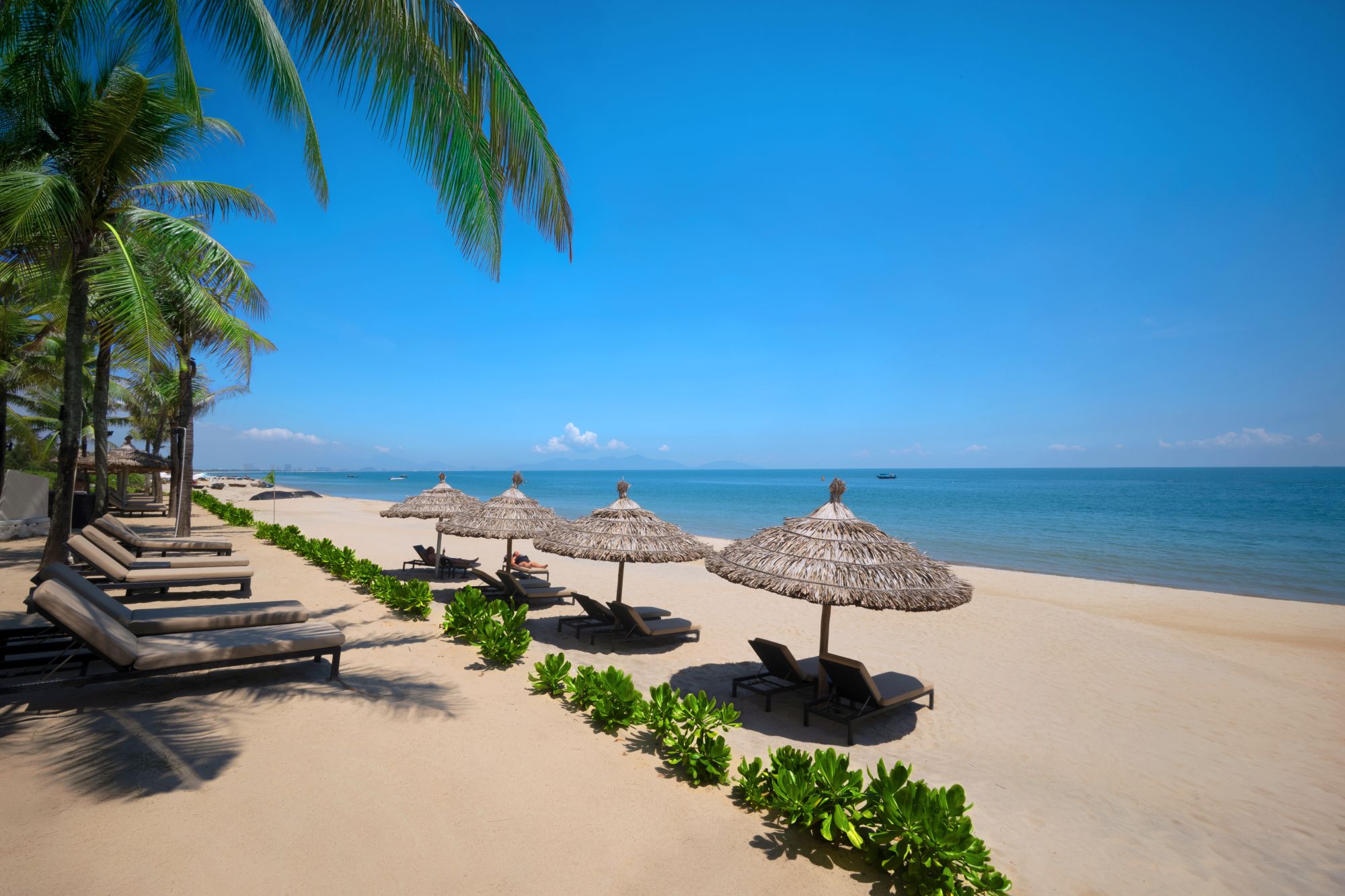 Boutique Hoi An Resort: Beach