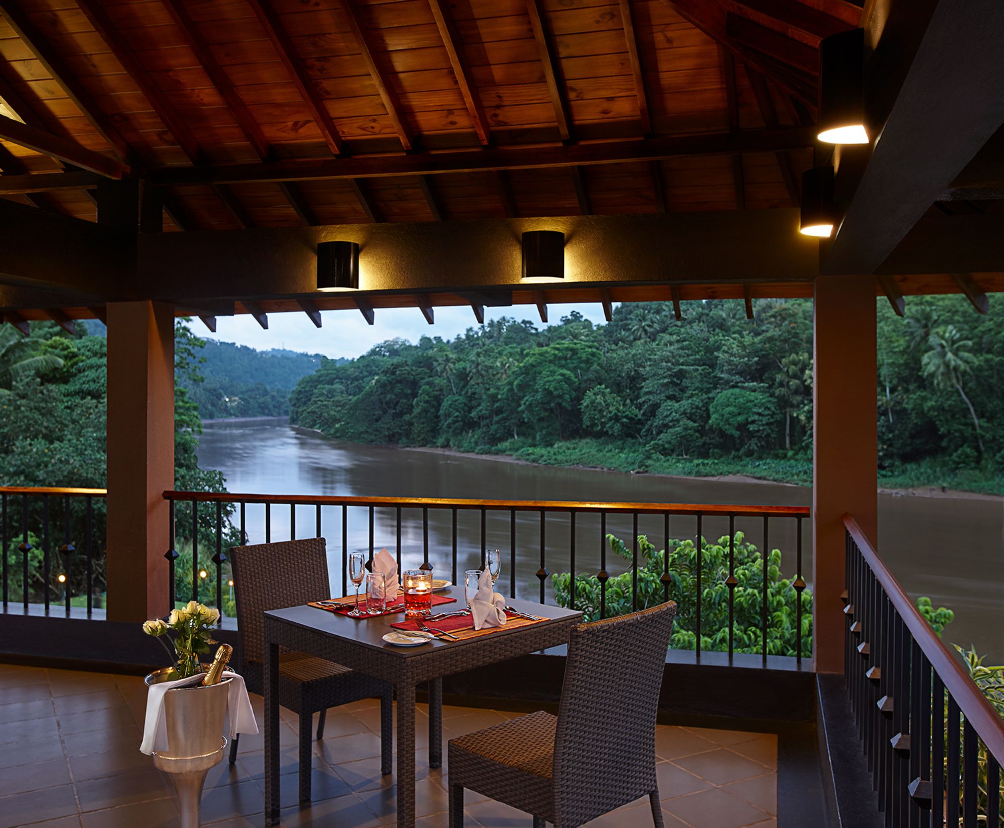 Cinnamon Citadel in Kandy: Romantic Dinning