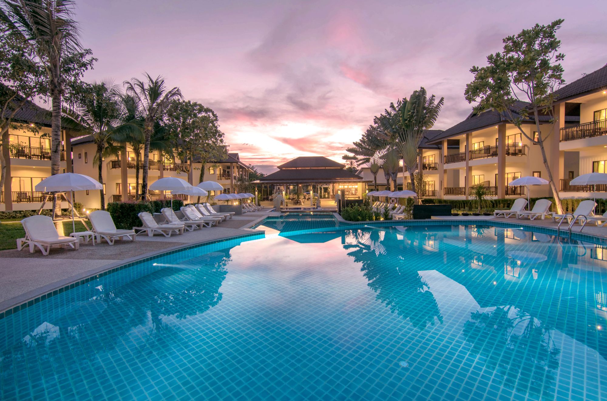 The Leaf Oceanside by Katathani in Khao Lak:  Pool