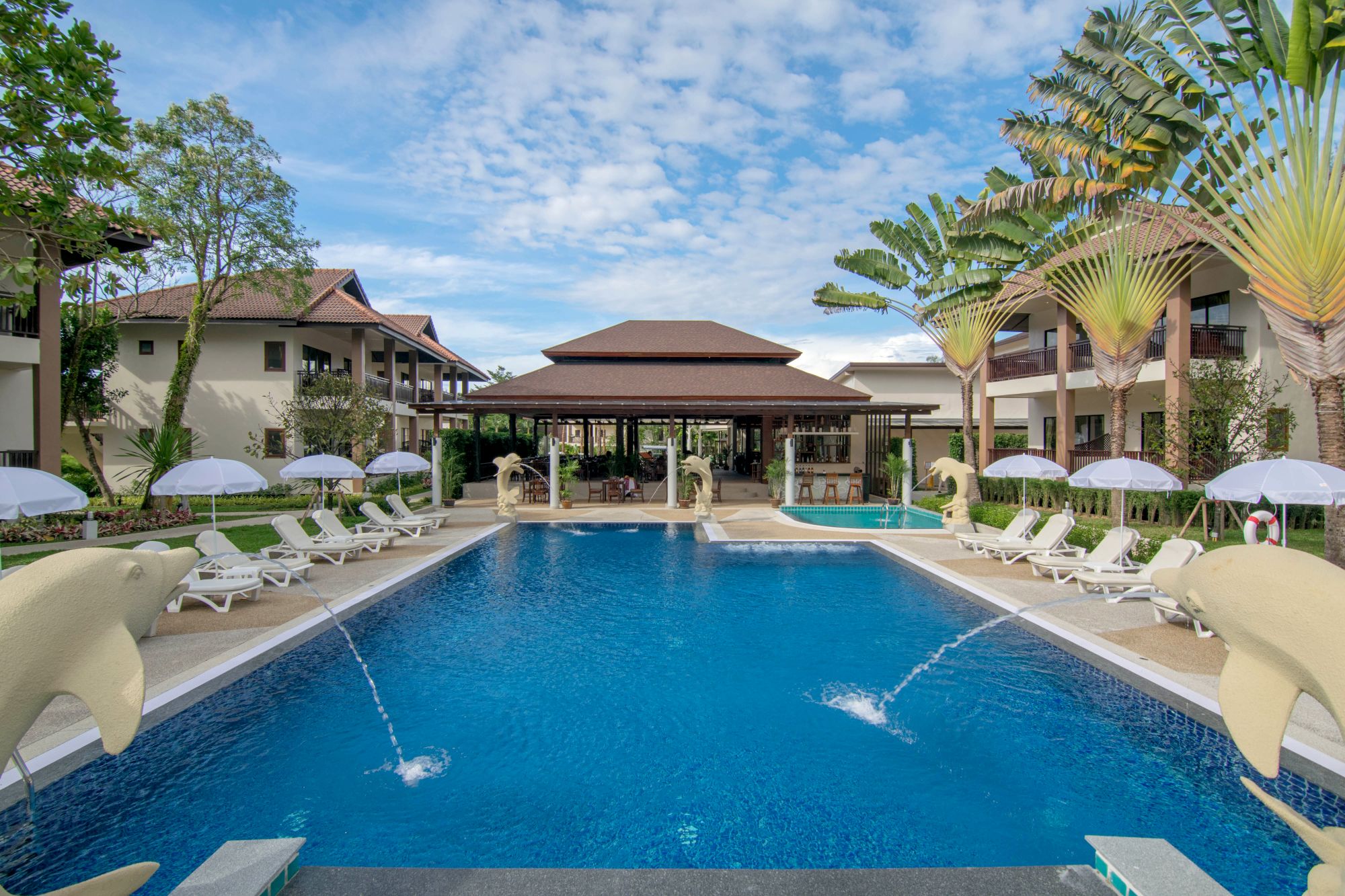 The Leaf Oceanside by Katathani in Khao Lak:  Pool