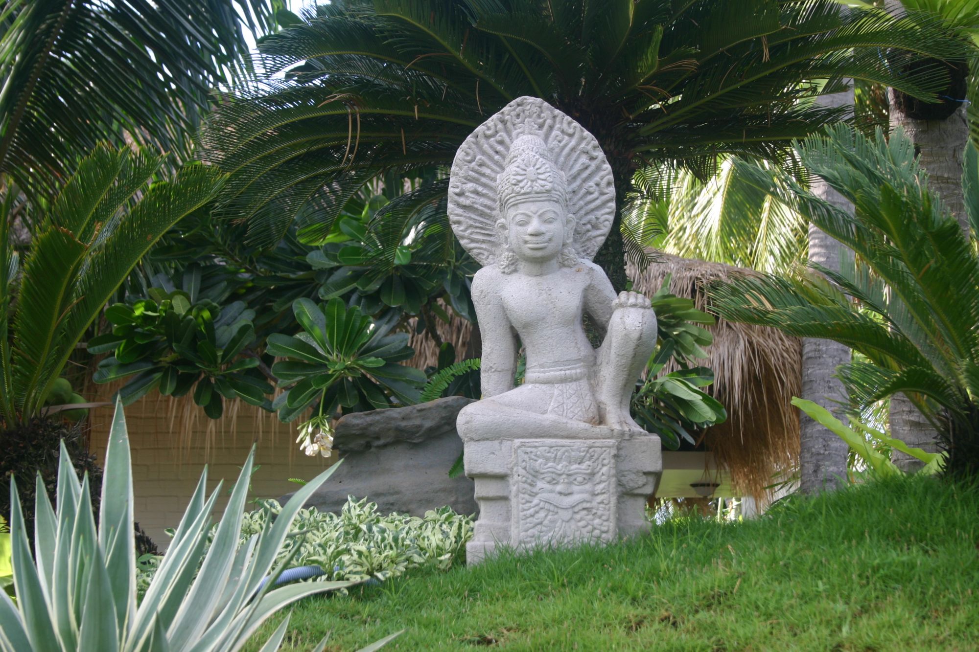 Cham Villas in Phan Thiet:  Statue
