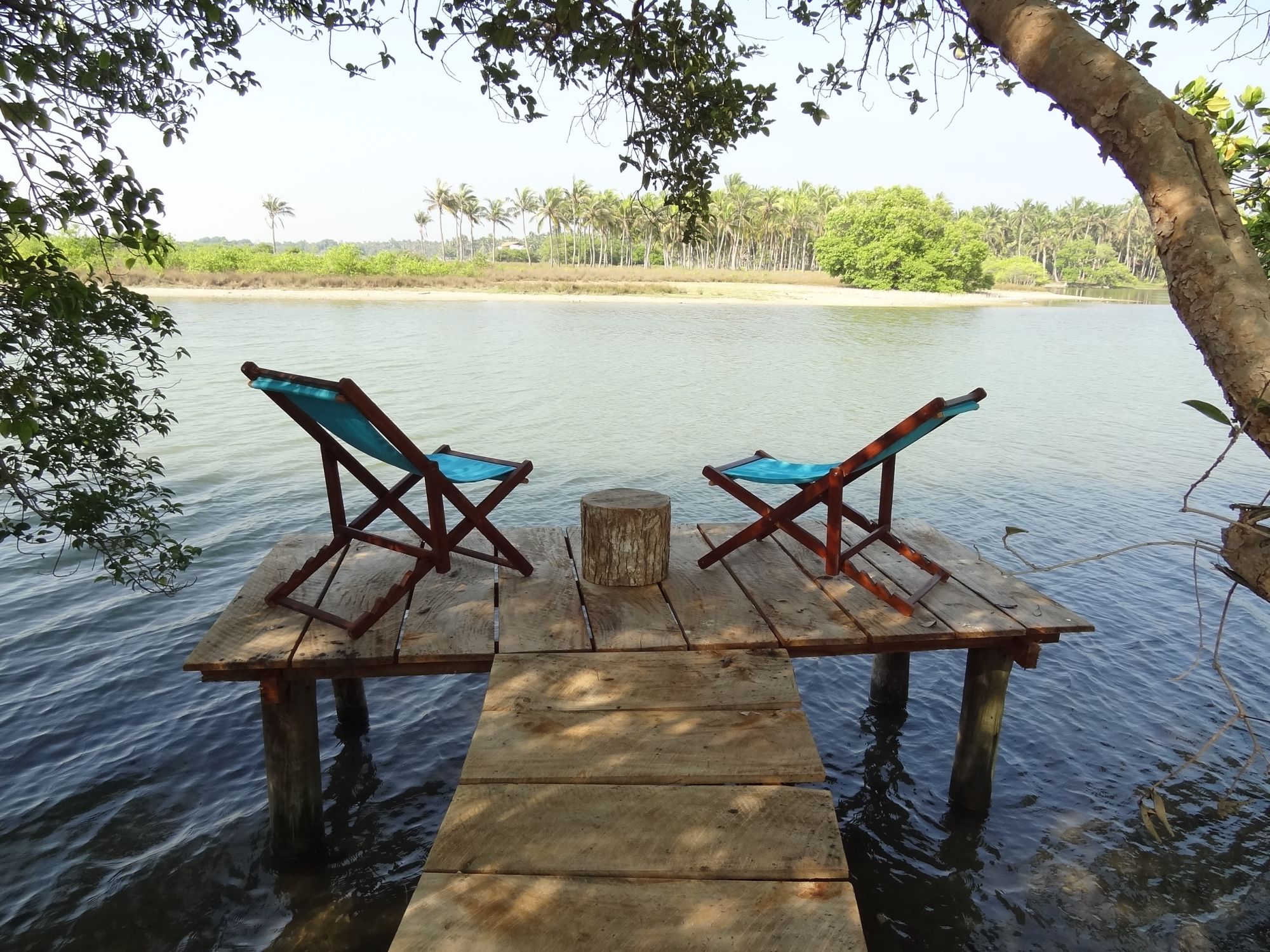 Elements Beach & Nature Resort à Kalpitiya: Lagoon Villa | private pier of Lagoon Villa