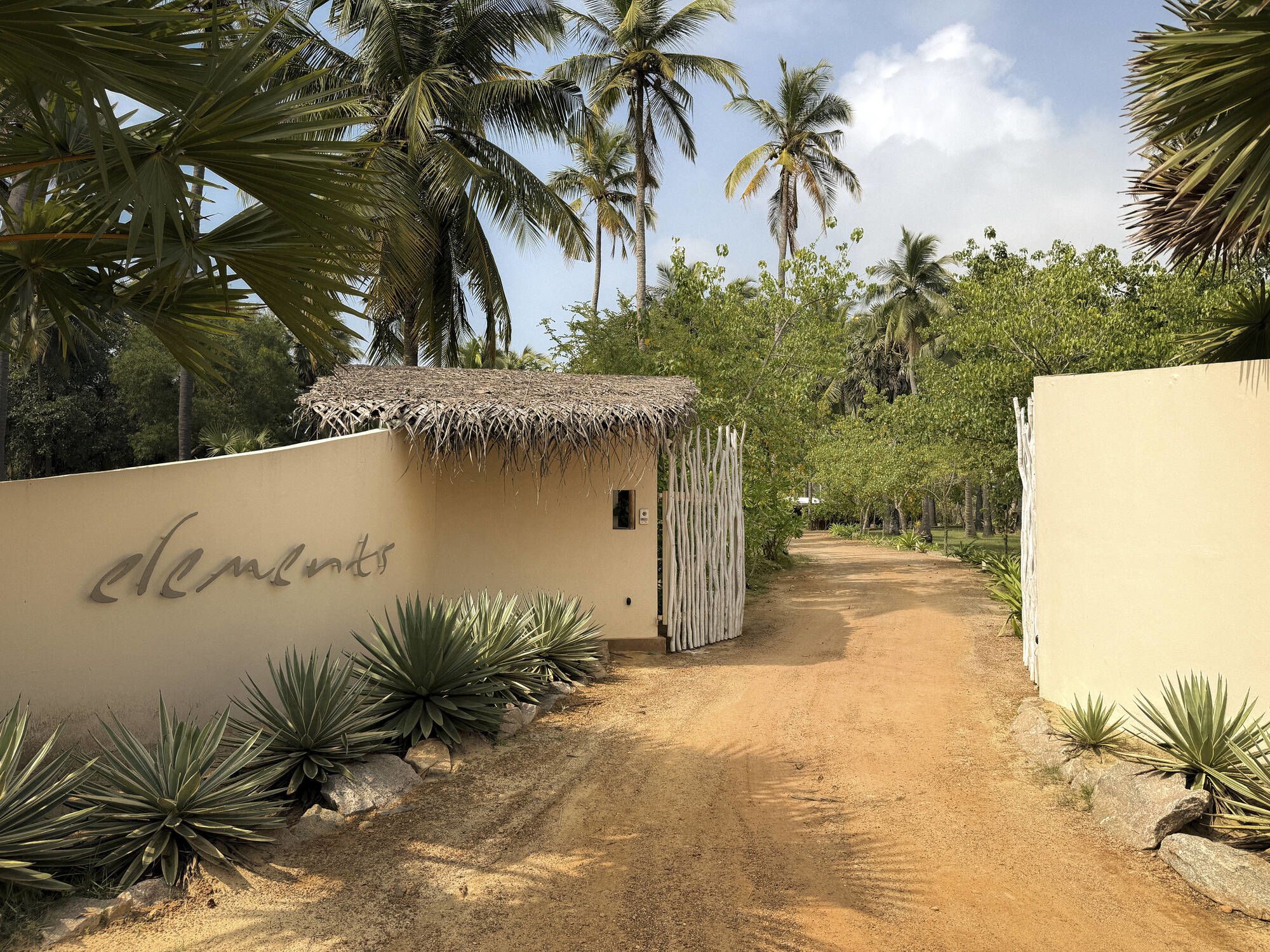 Elements Beach & Nature Resort à Kalpitiya: Entrance
