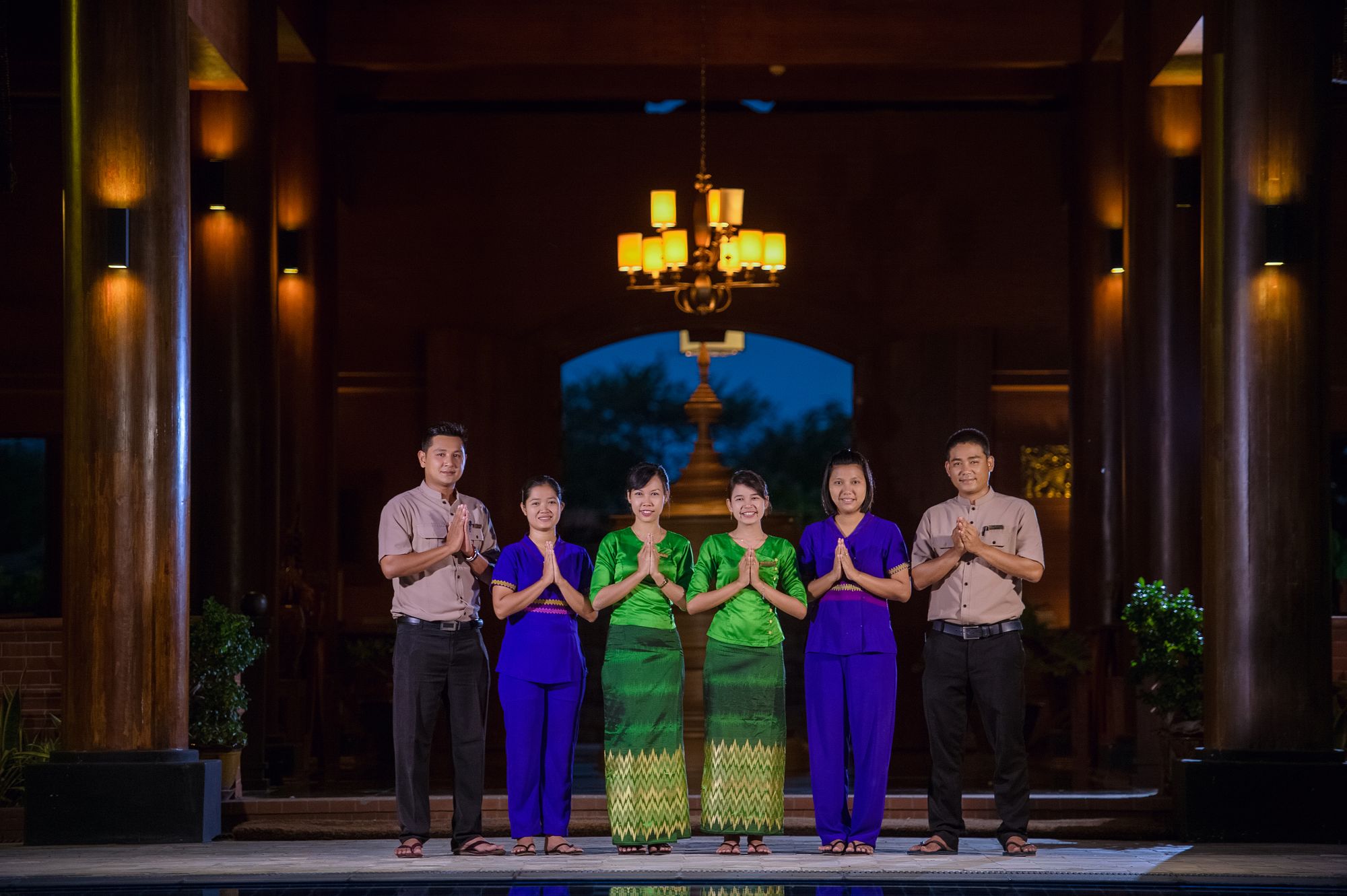Bagan Lodge: Friendly Staff