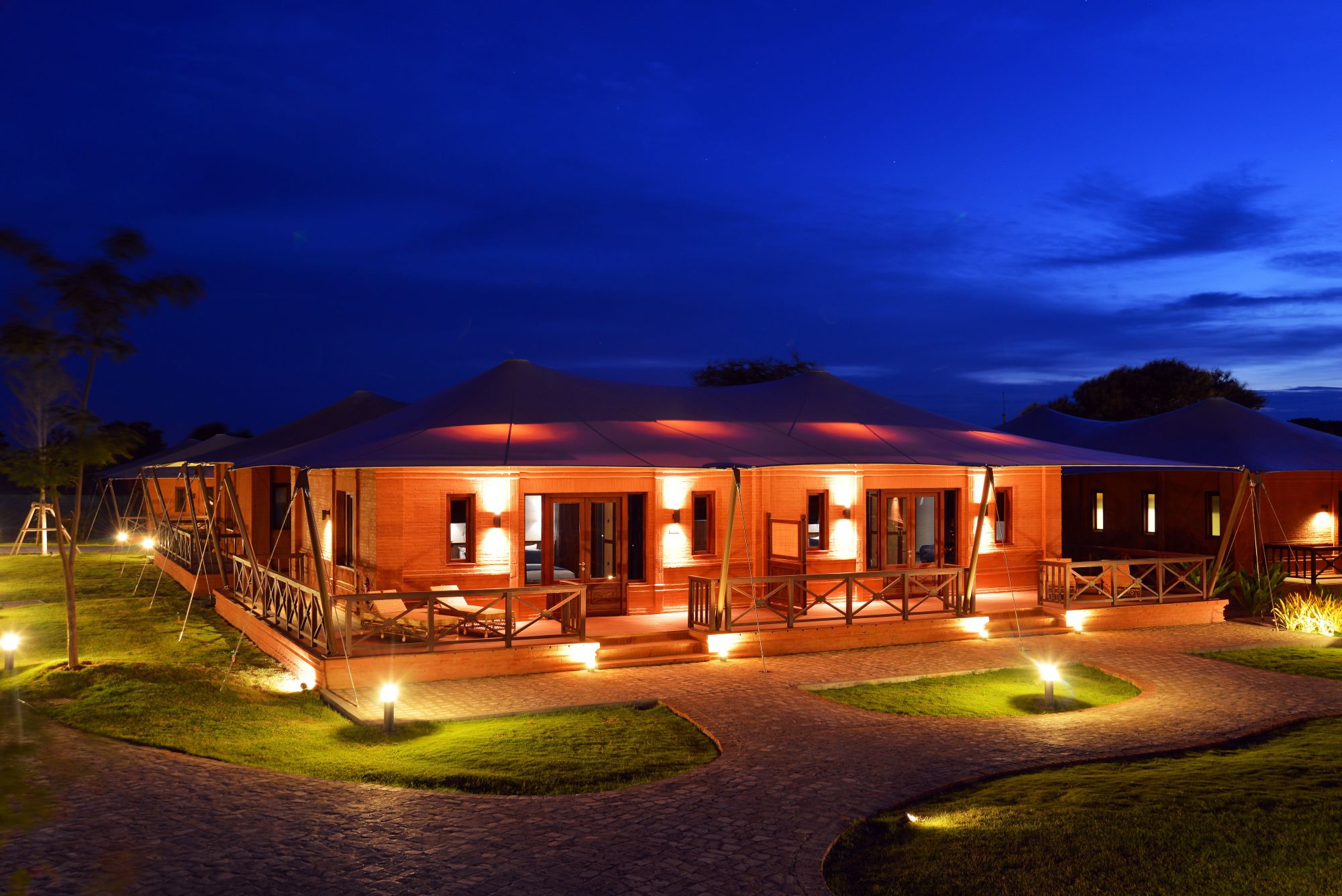 Bagan Lodge: Villa Rooms