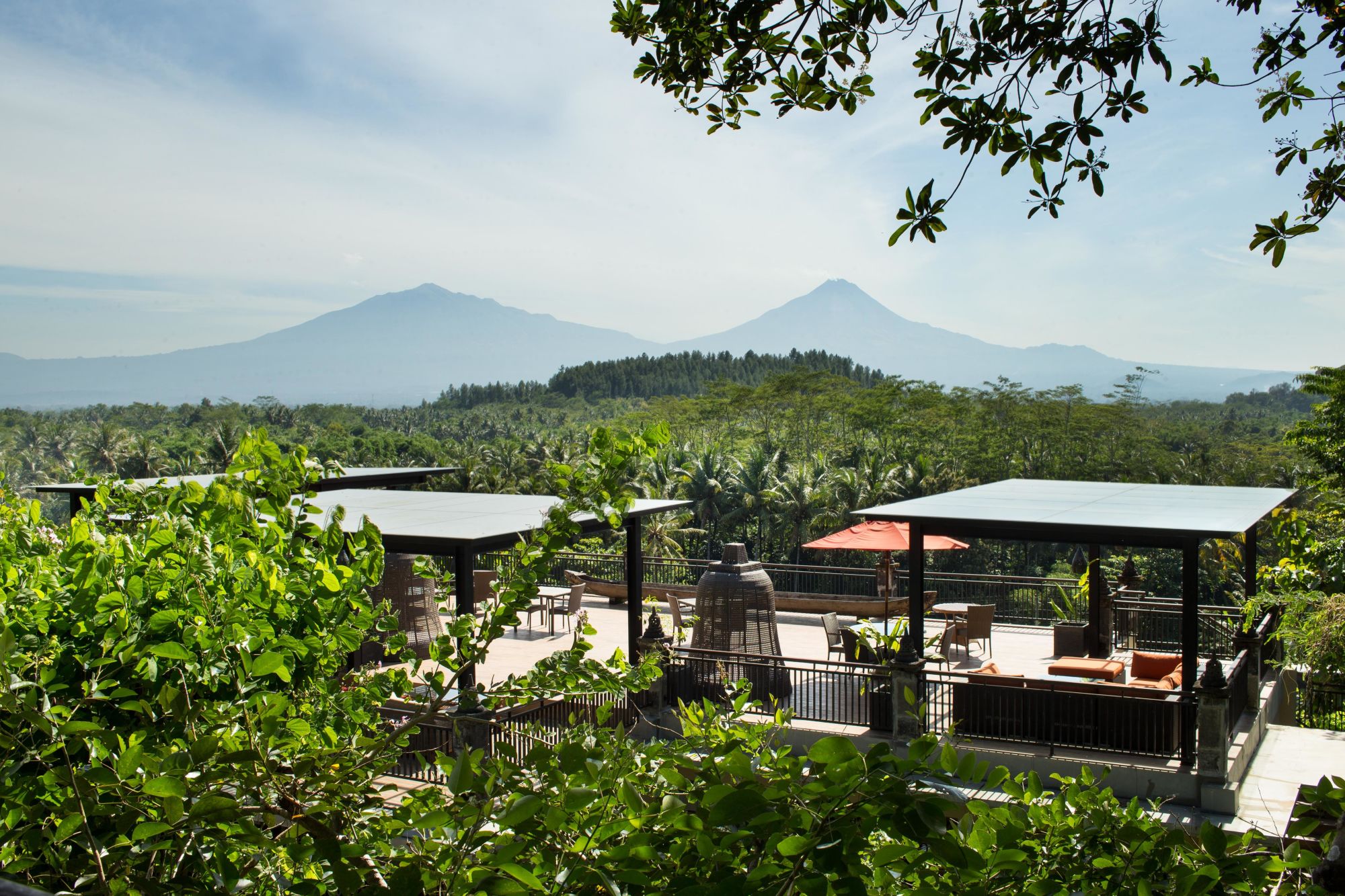 Plataran Borobudur Resort & Spa in Yogyakarta: Patio Deck