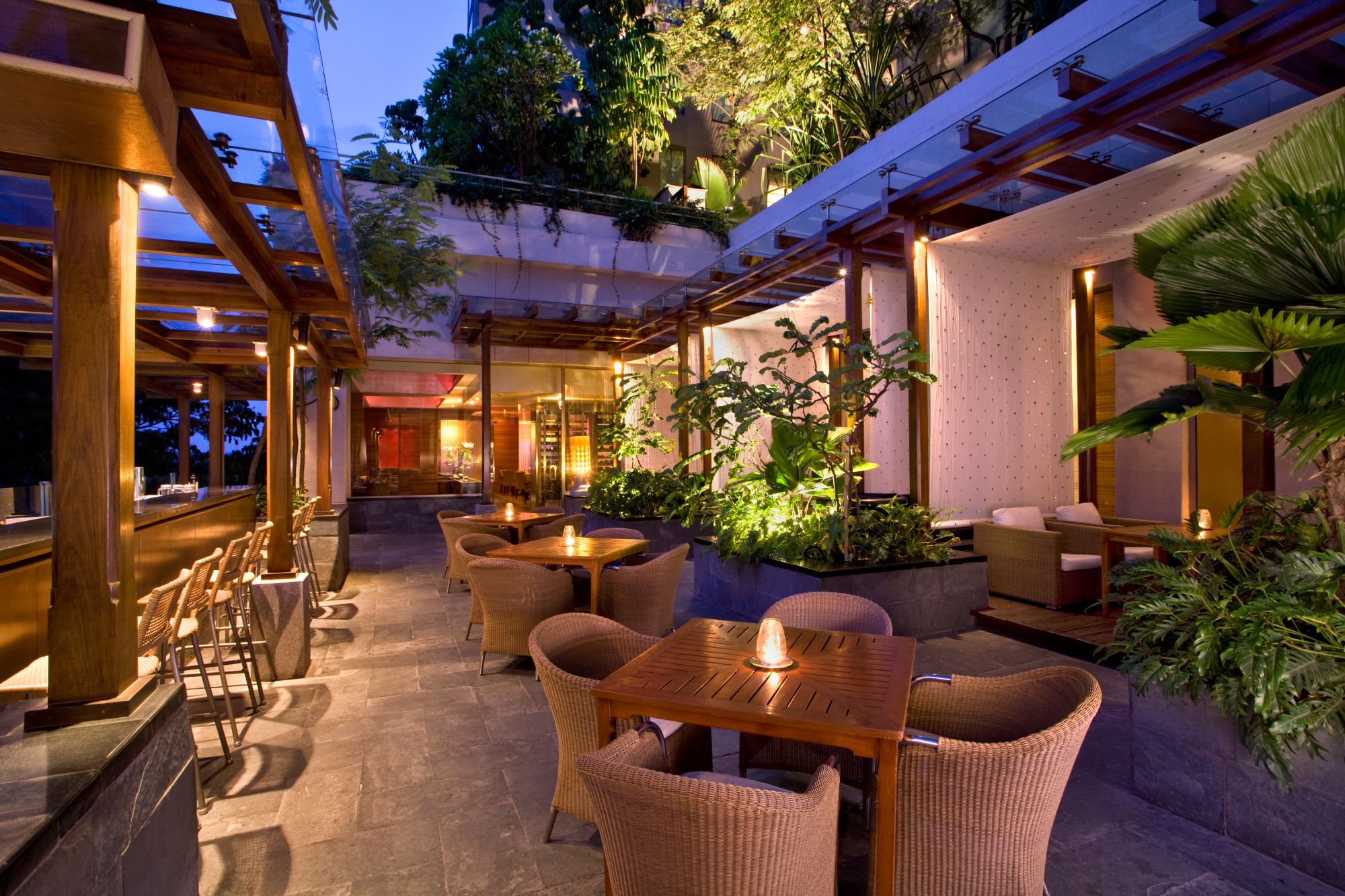 Hyatt Centric MG Road Bangalore in Bengaluru: Bar Lounge