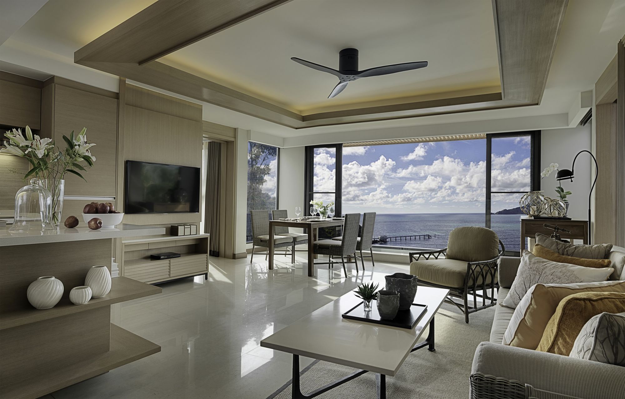 Amari Phuket: 2-Bedroom Suite Ocean Coral Lounge