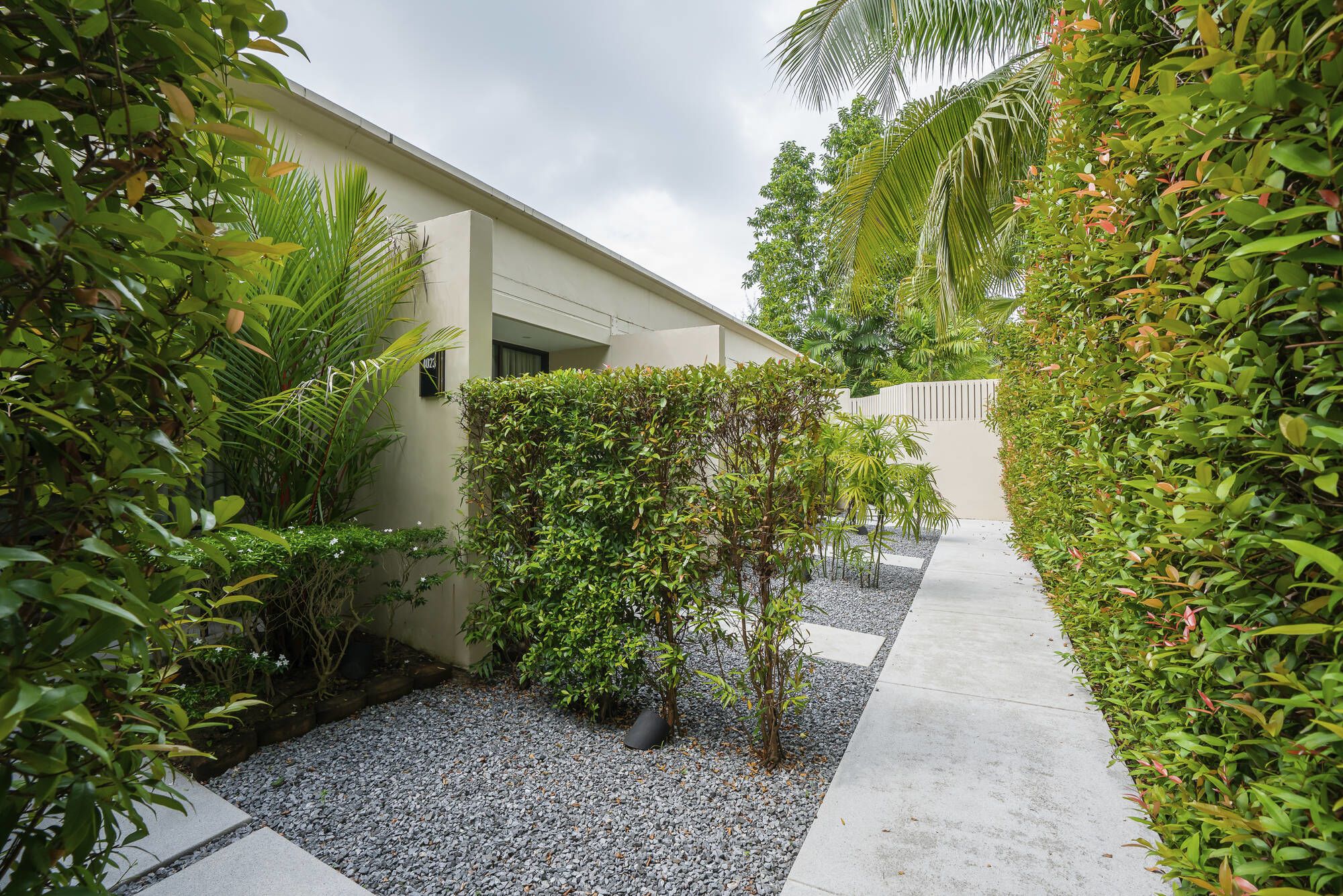 Dewa Phuket Resort & Villas: Deluxe Garden | King