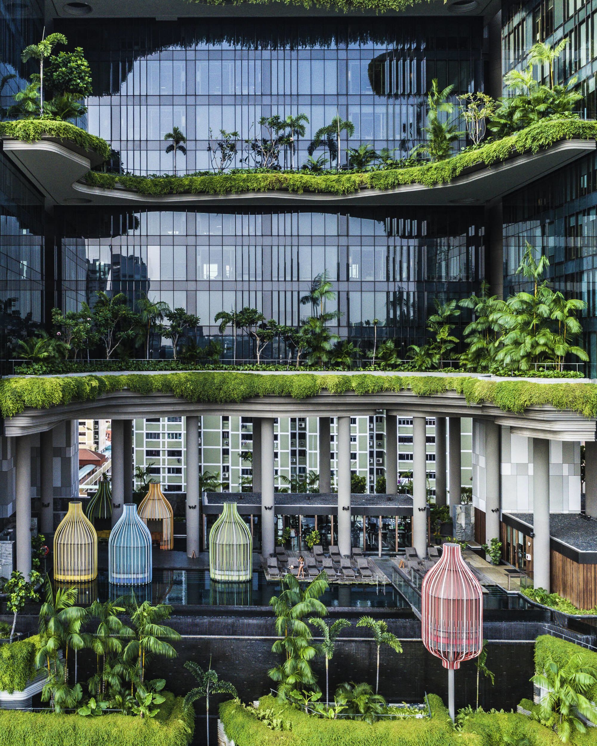 Parkroyal Collection Pickering in Singapur:  Infinity Pool and Bird-Cage Cabanas
