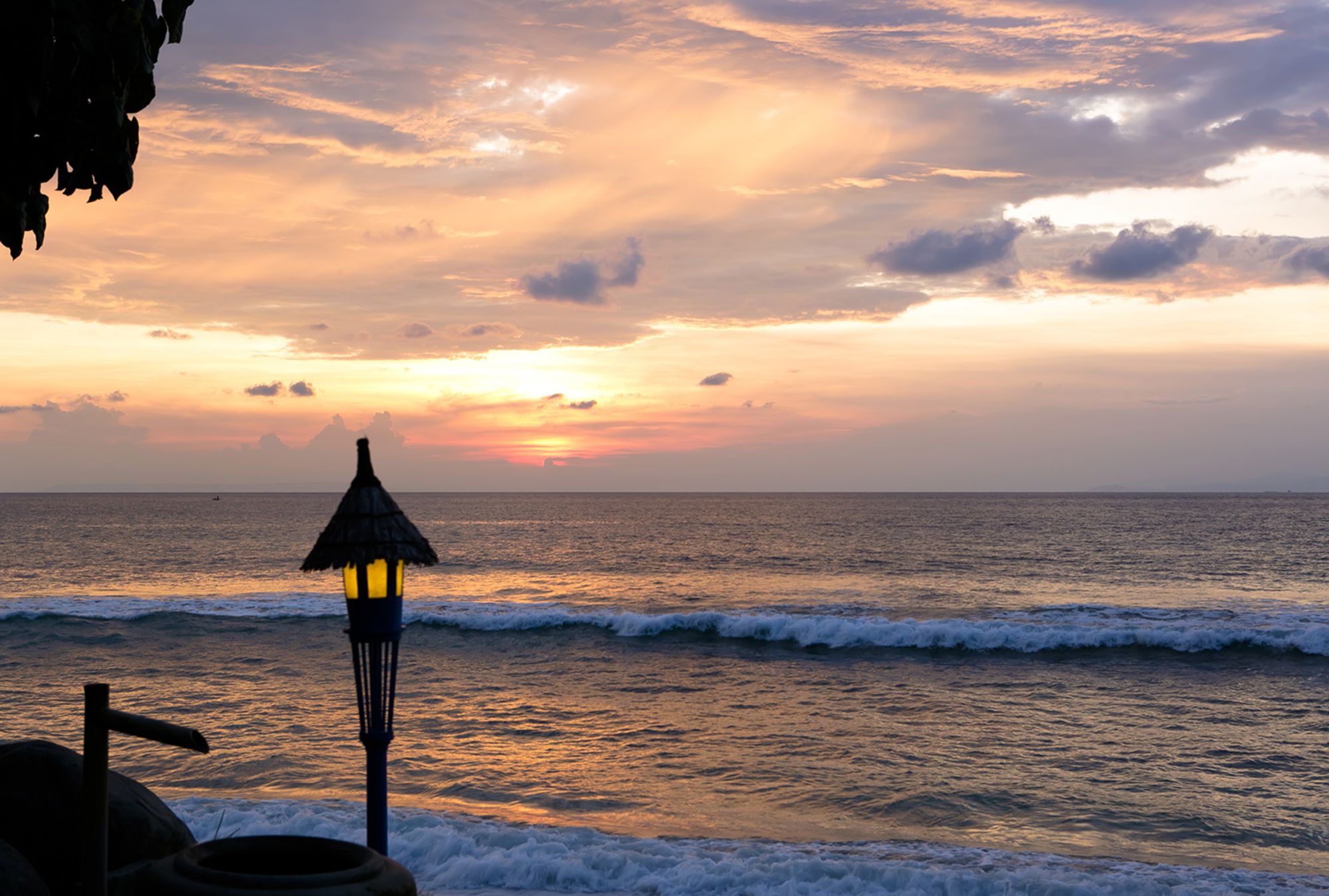 Sudamala Resort, Senggigi, Lombok: beach: beach: Sunset