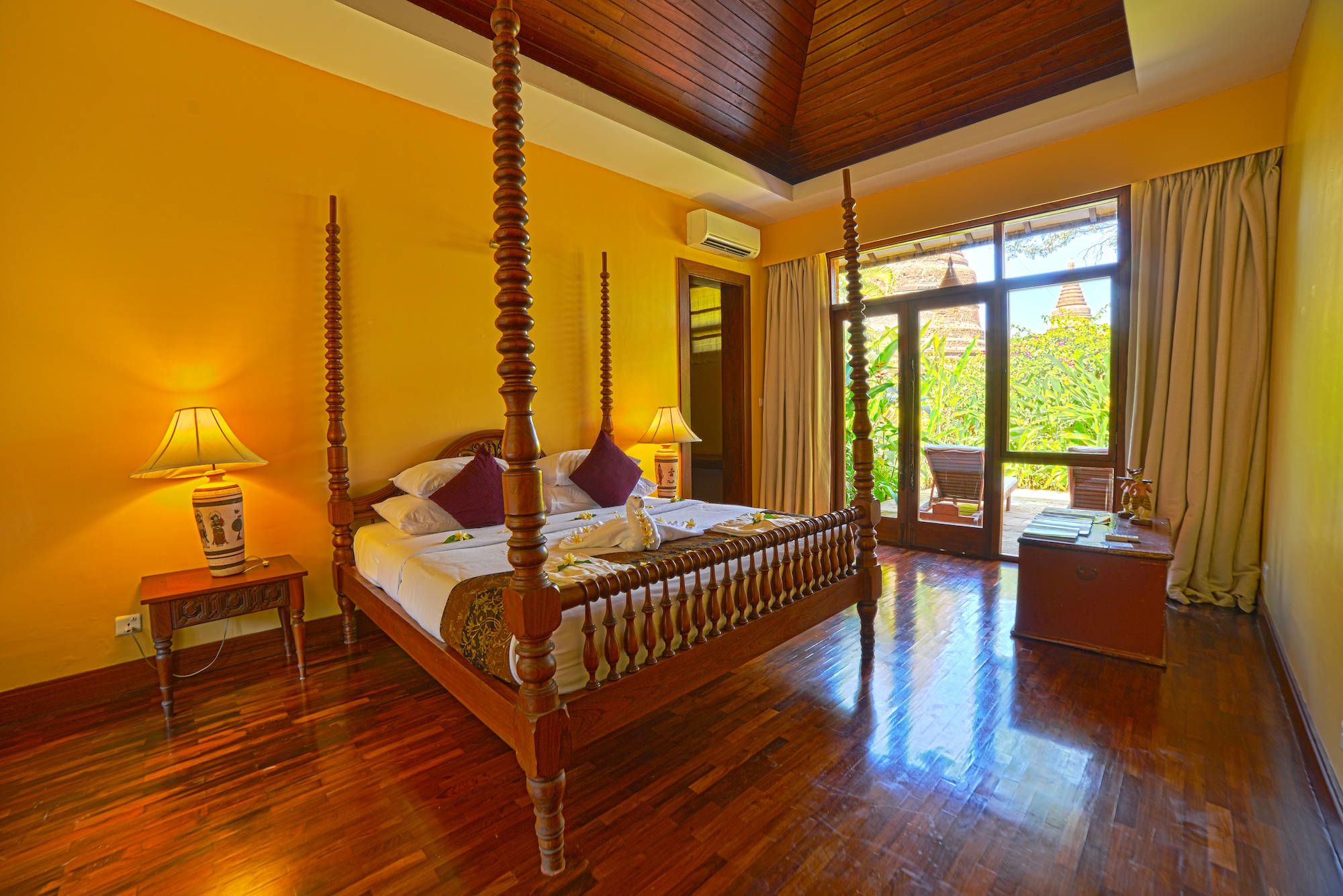 The Hotel @ Tharabar Gate in Bagan: Suite