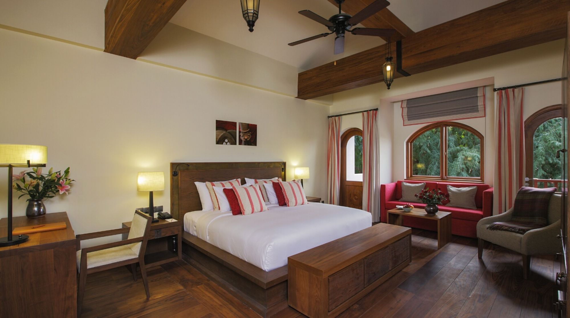 Sanctum Inle Resort in Inle Lake: Cloister red harmony