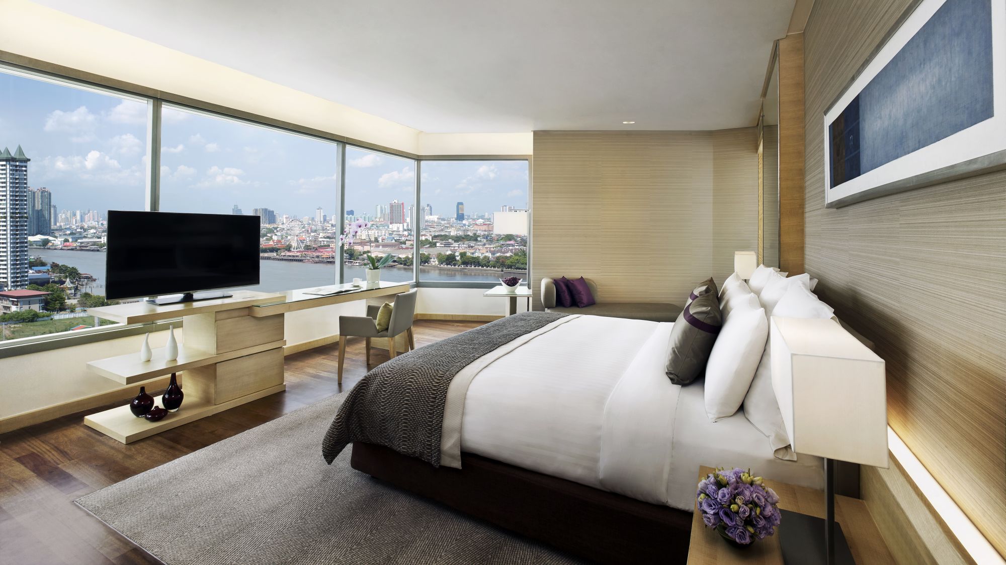 AVANI+ Riverside Bangkok Hotel: River View Junior Suite