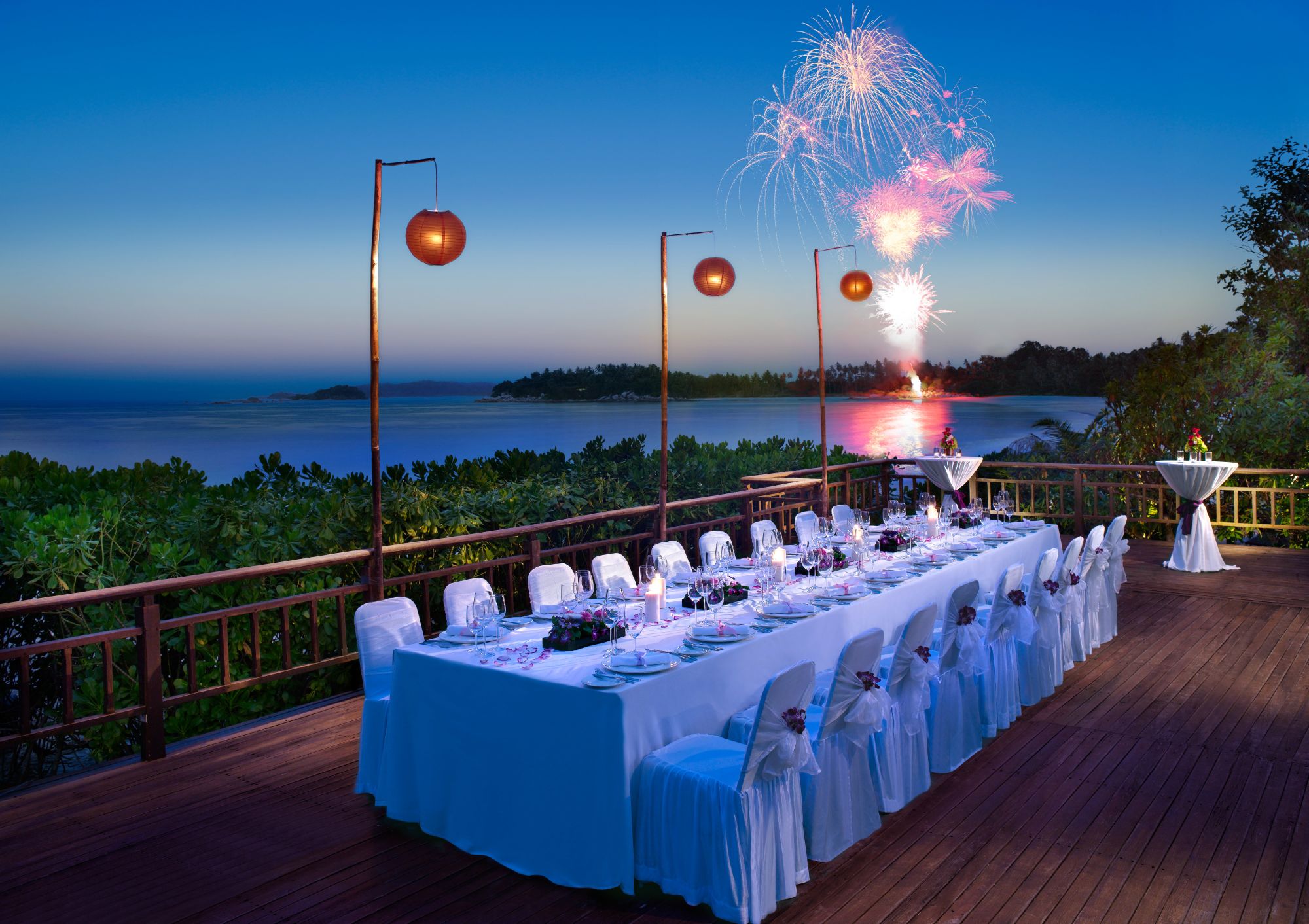 Homm Laguna Bintan: Santai Deck