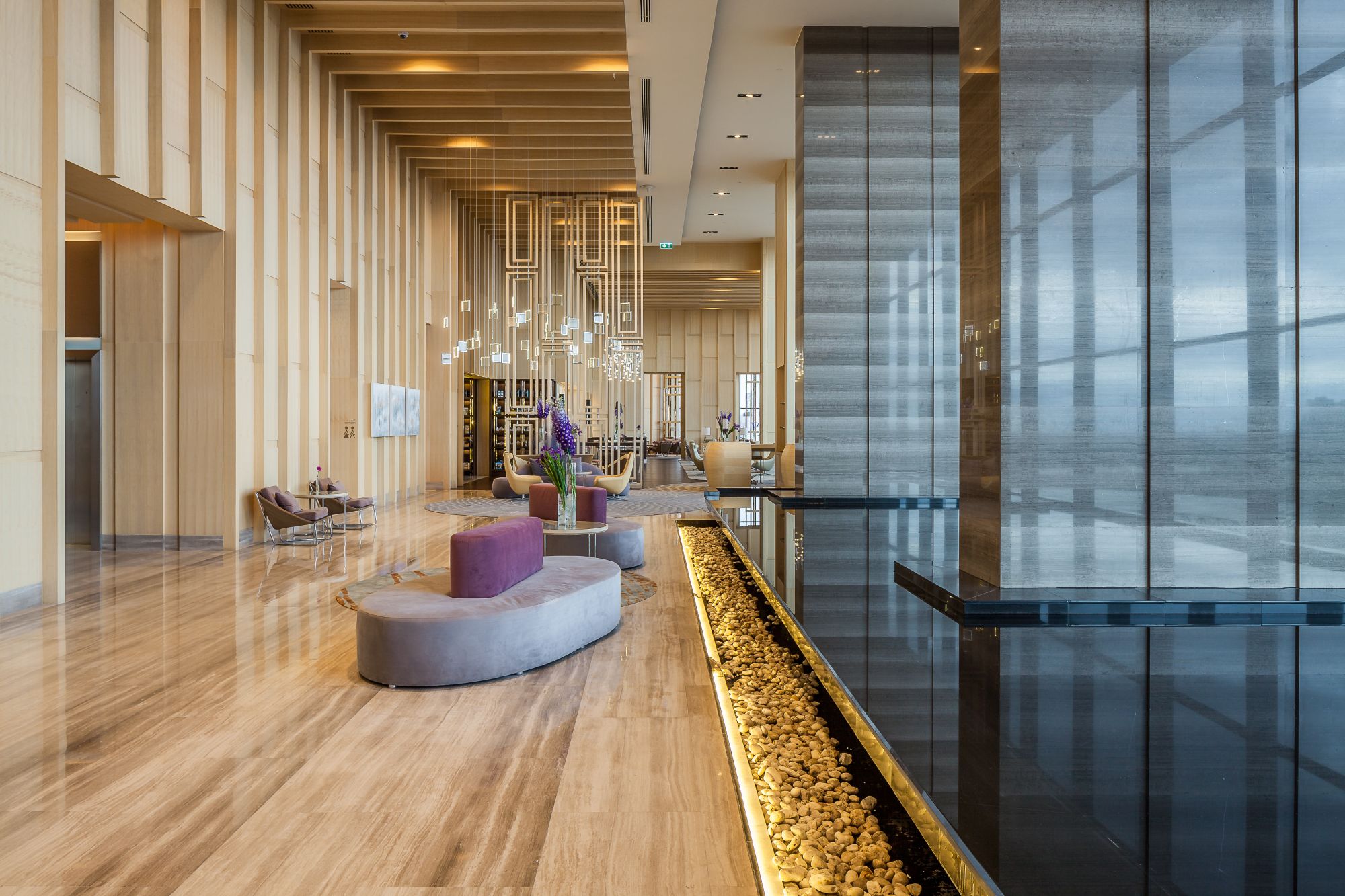 AVANI+ Riverside Bangkok Hotel: Lobby
