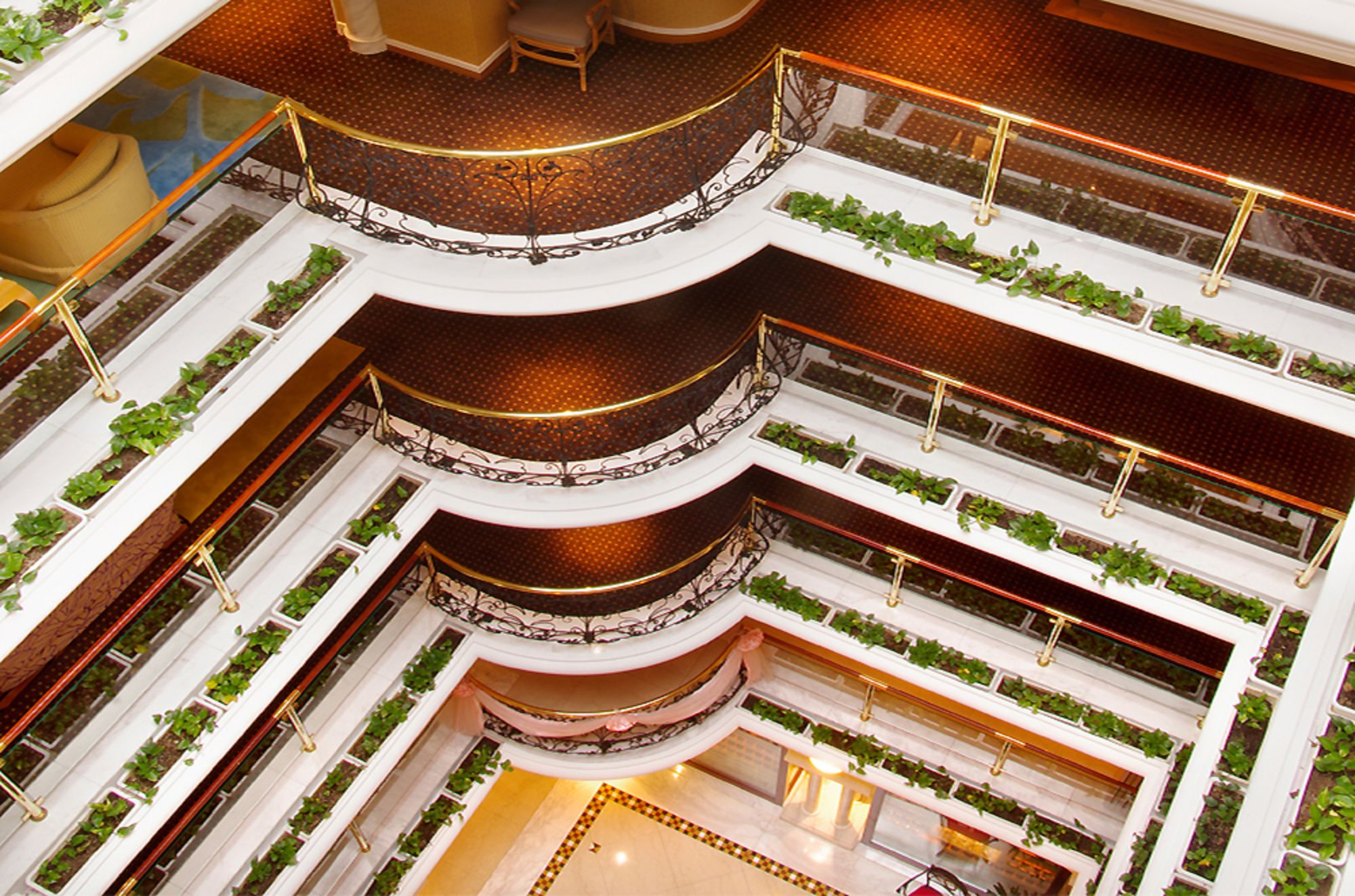 The Riviera à Taipei: Atrium