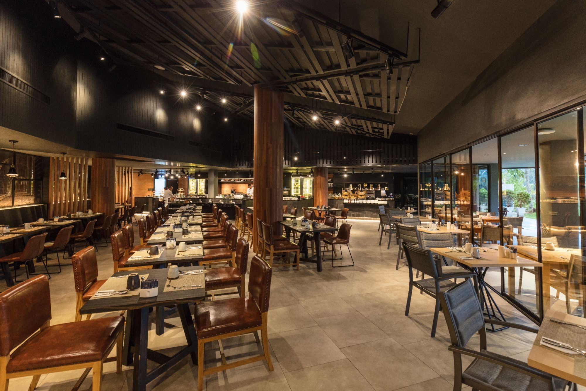 La Vela Khao Lak: Spices Restaurant