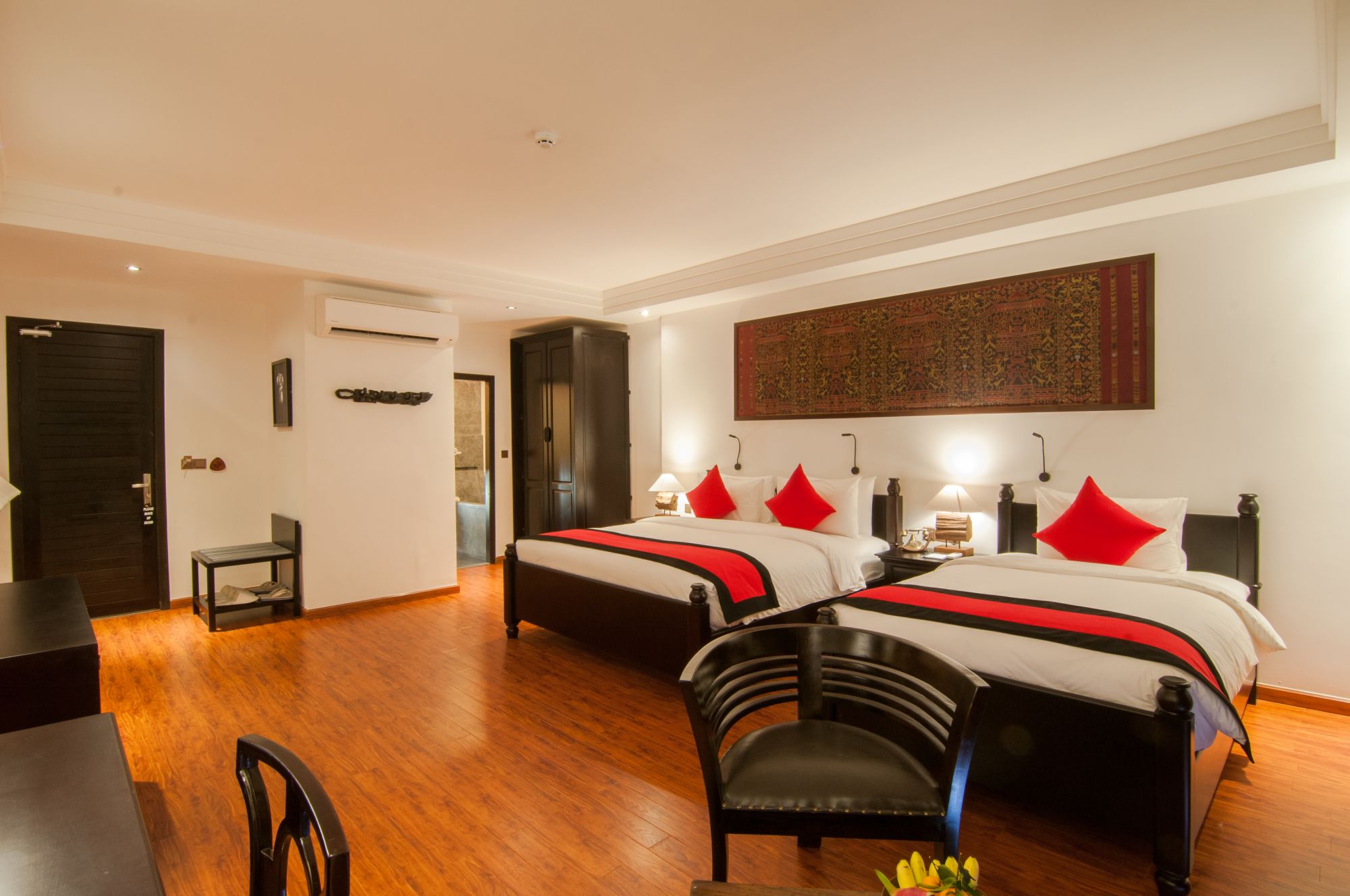 La Rose Suites in Phnom Penh: Junior Suite