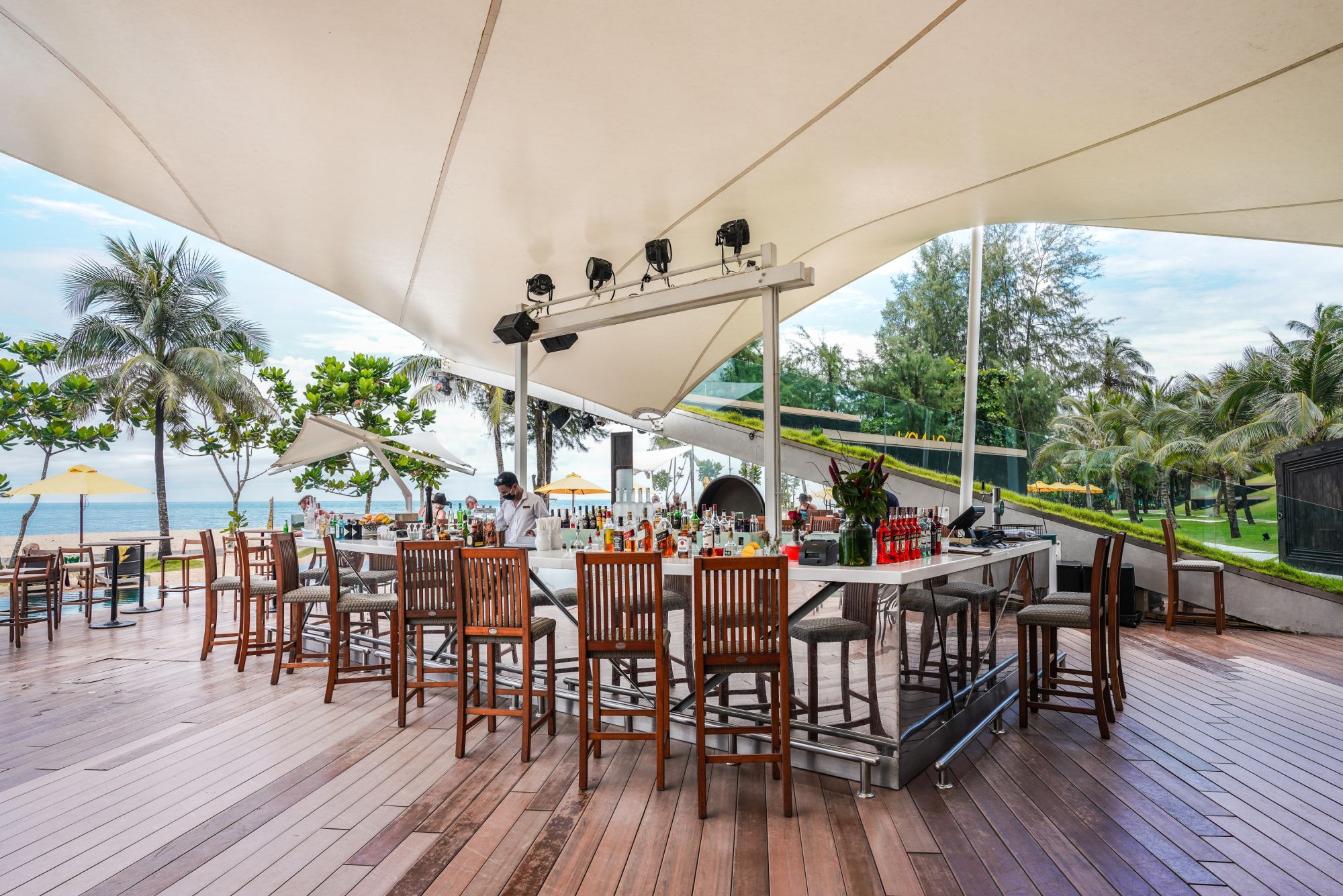 La Vela Khao Lak: Kokulo Beach Club
