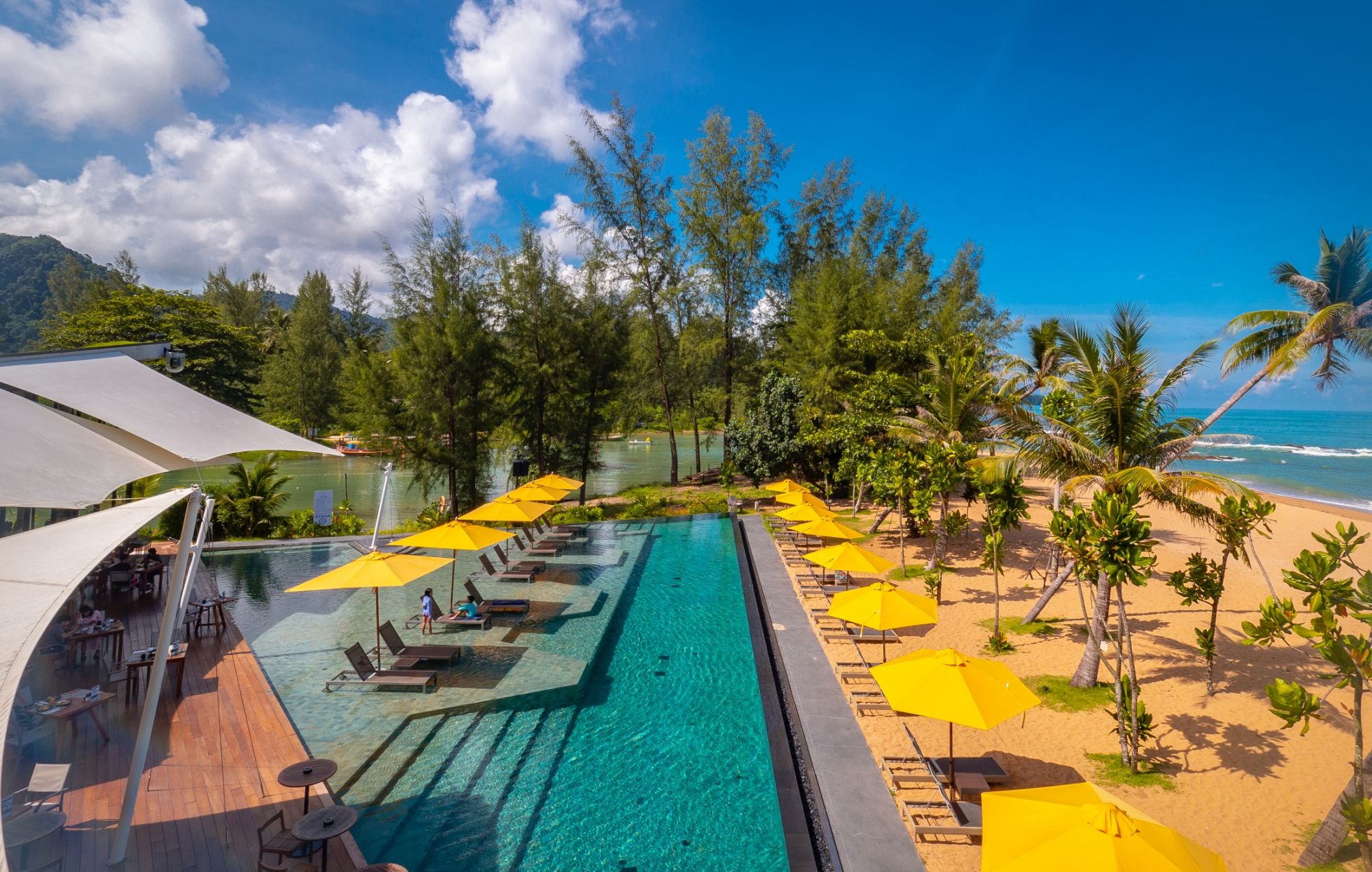 La Vela Khao Lak: Kokulo Beach Club
