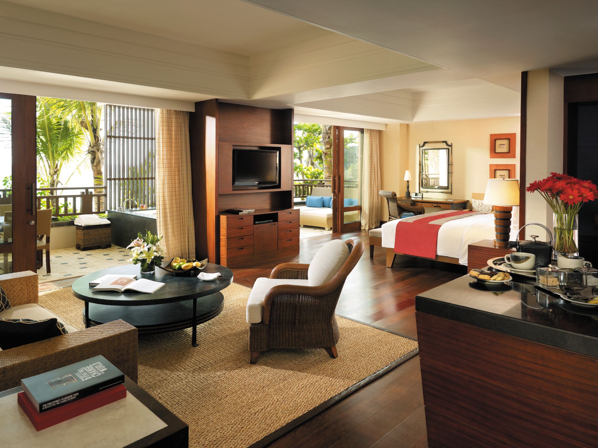 Shangri-La's Boracay Resort & Spa: Seaview Suite