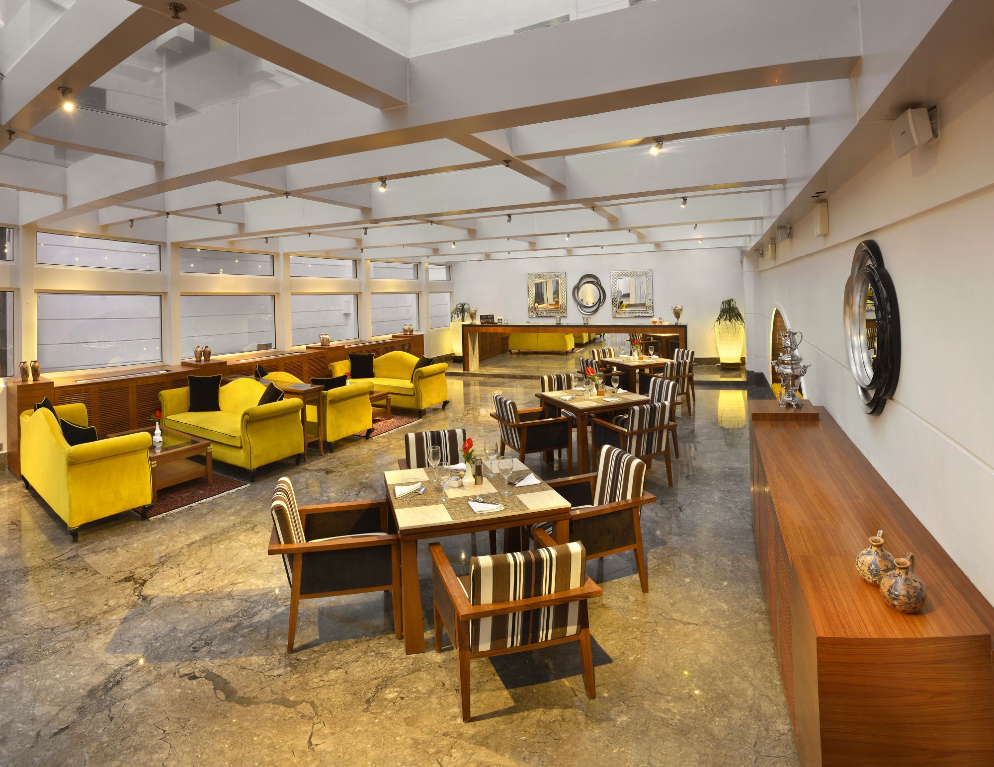 The Lalit Great Eastern à Kolkata: Tea Lounge