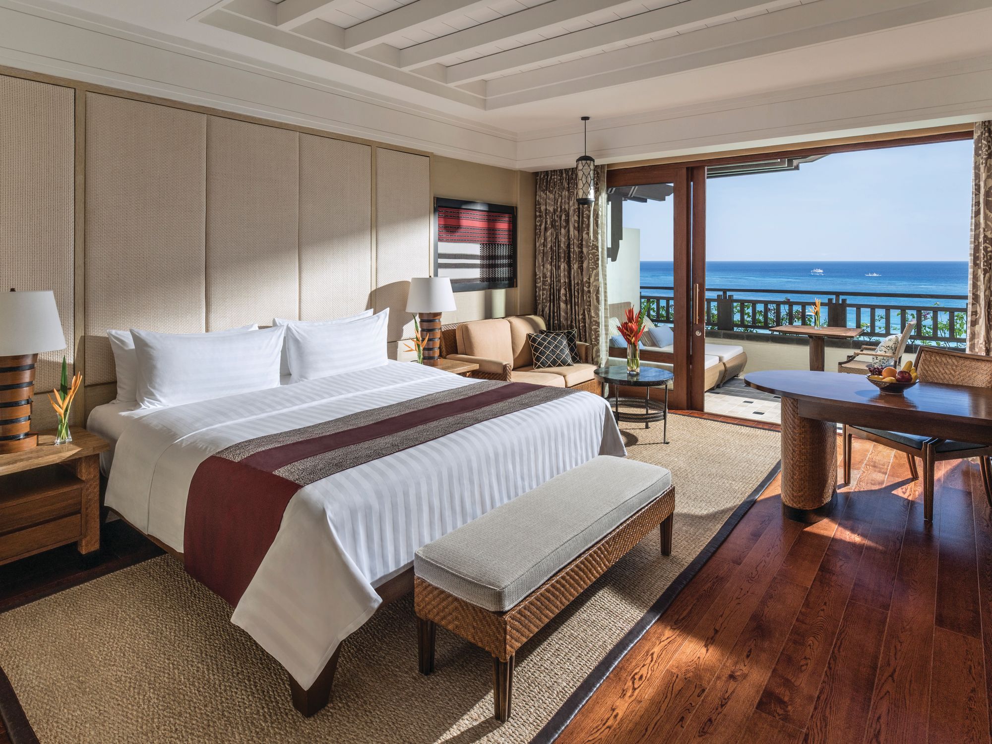Shangri-La's Boracay Resort & Spa: Premier Seaview