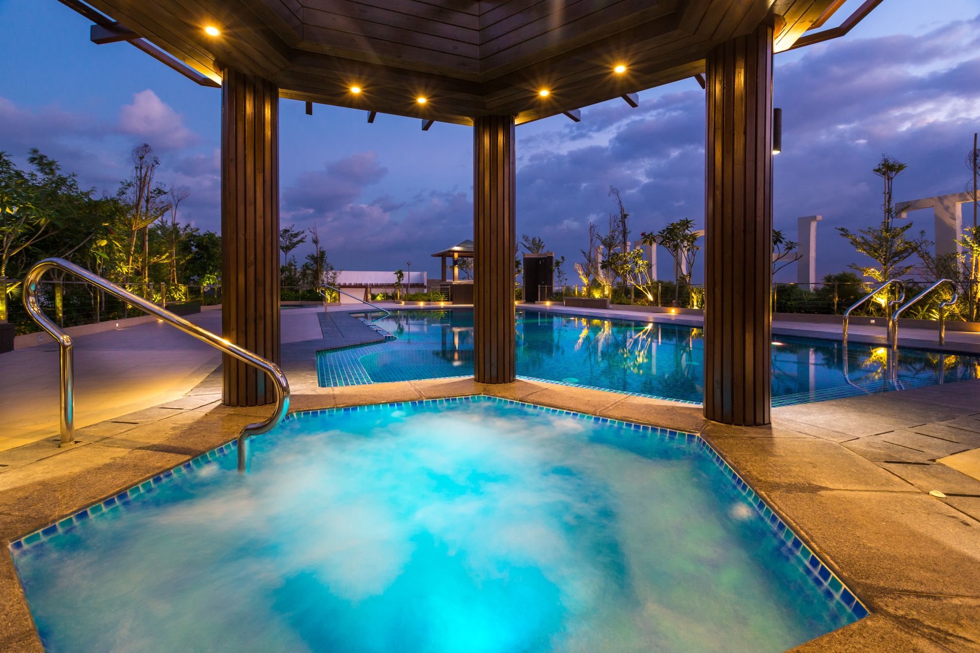 Belmont in Manila: Jacuzzi