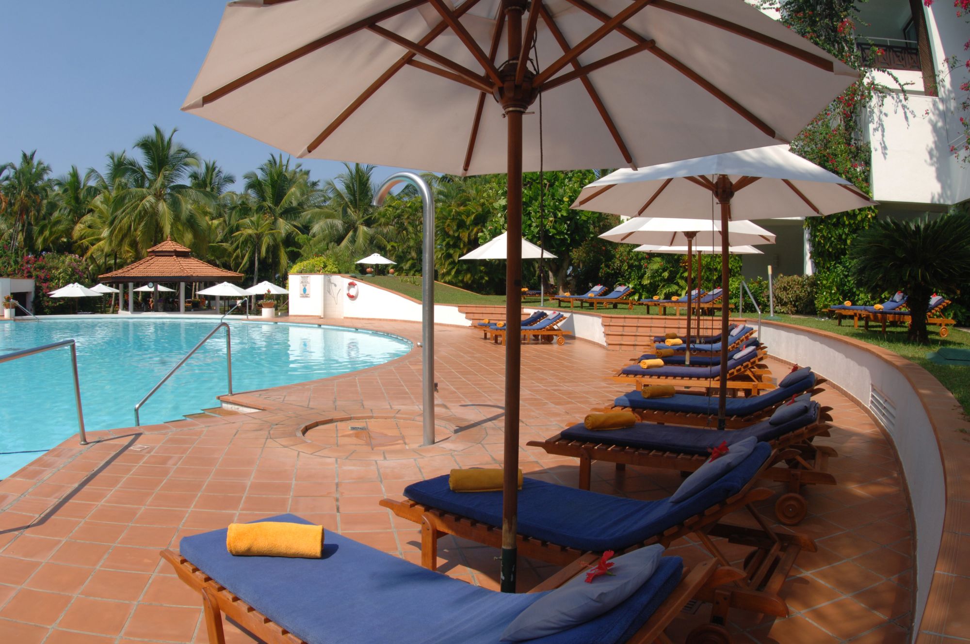 Lanka Princess Ayurveda Hotel à Beruwela: Pool