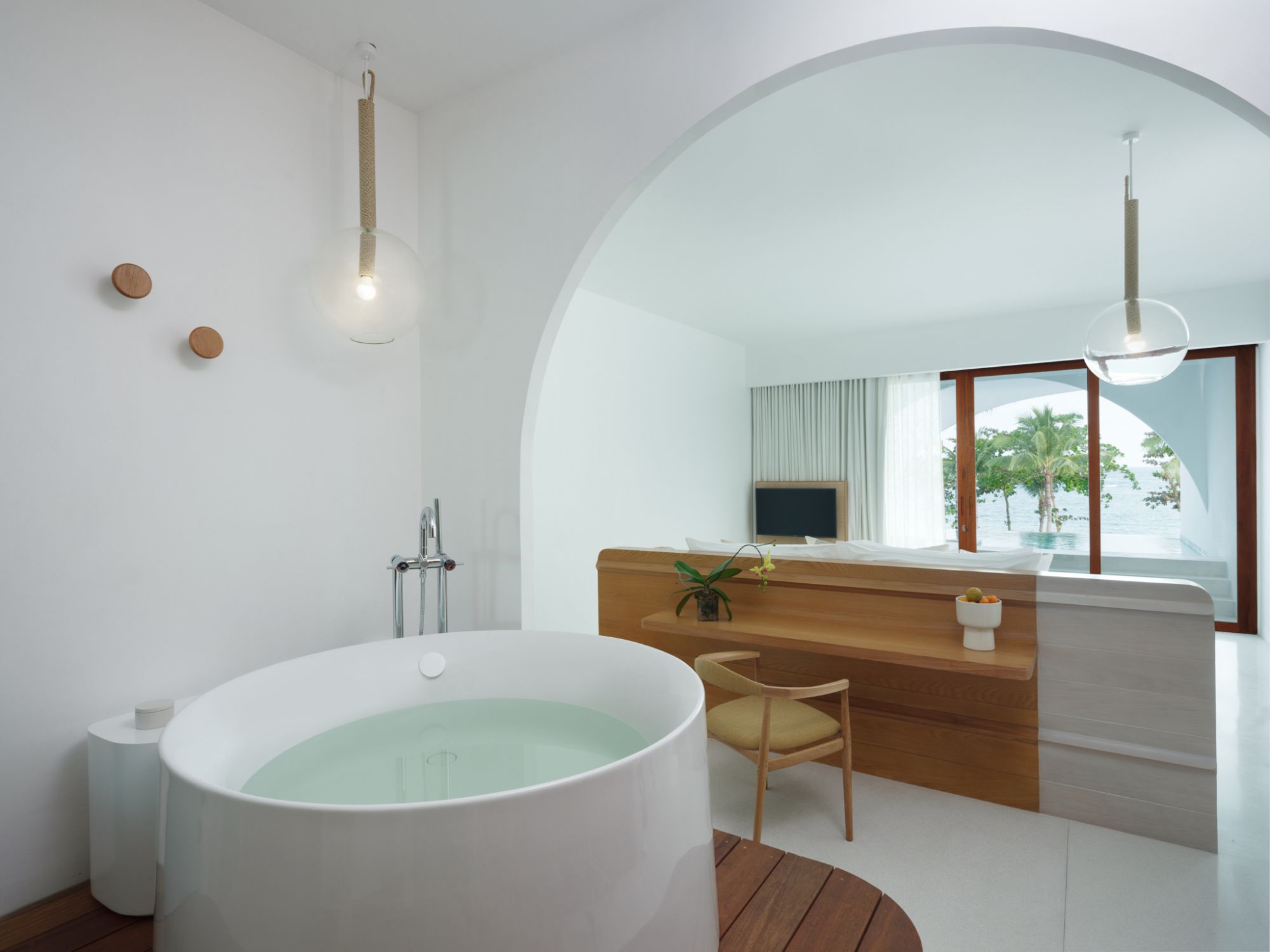 SALA Samui Chaweng Beach Resort à Ko Samui: Oceanfront Balcony Pool Suite