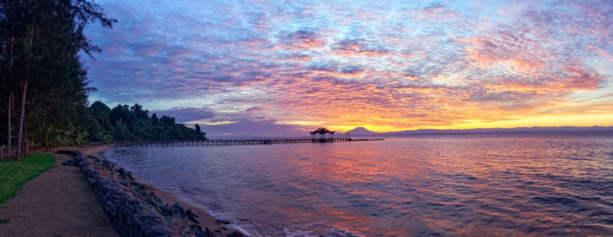 Borneo Eagle Resort in Kota Kinabalu: Sunrise