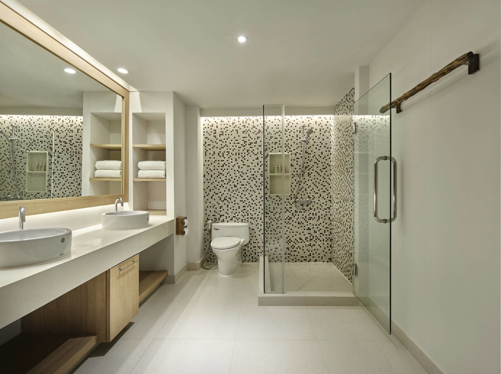 Garrya Tongsai Bay Samui in Ko Samui: Seaview Hillside Suite | Beachfront Suite | bathroom