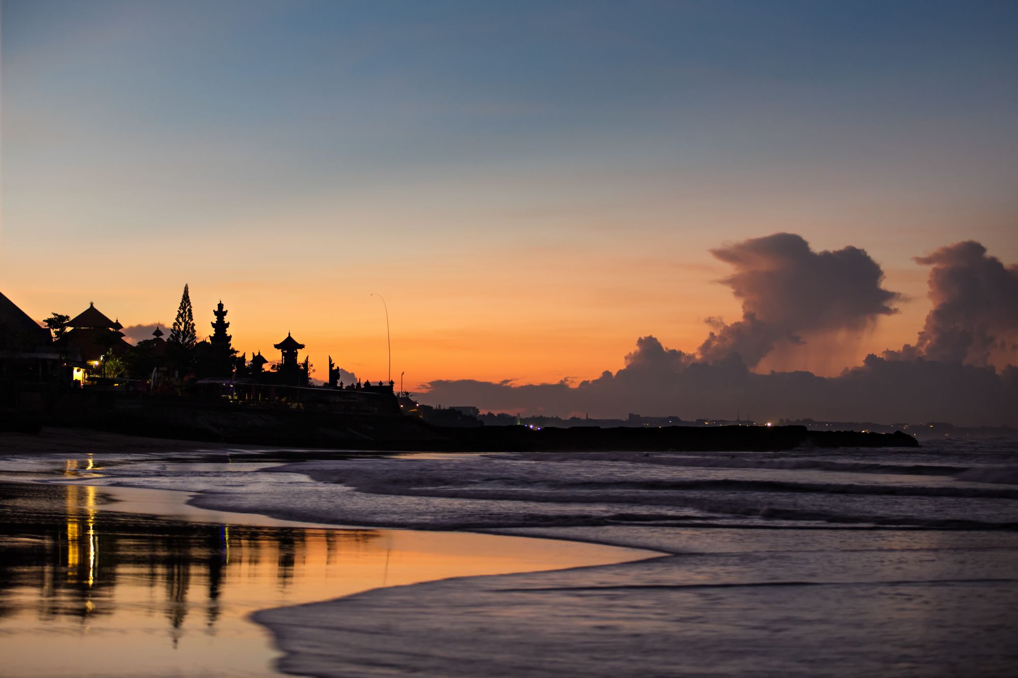 COMO Uma Canggu in Südbali: beach: beach: Echo Beach Sunset