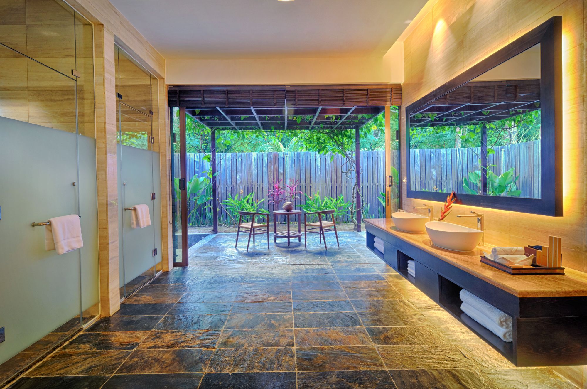 Borneo Eagle Resort in Kota Kinabalu: Pool Villa