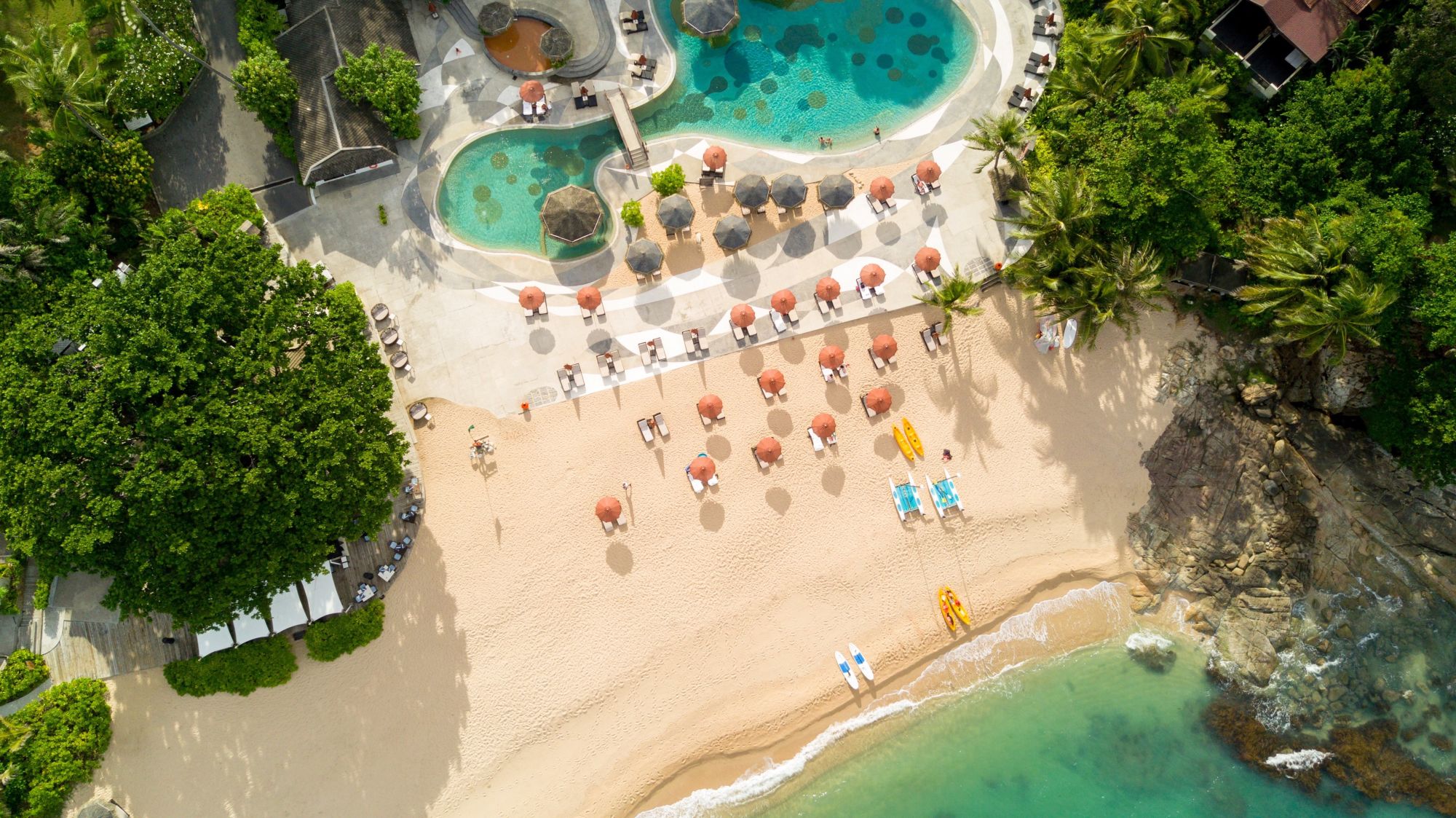 Garrya Tongsai Bay Samui in Ko Samui: Beach & main pool