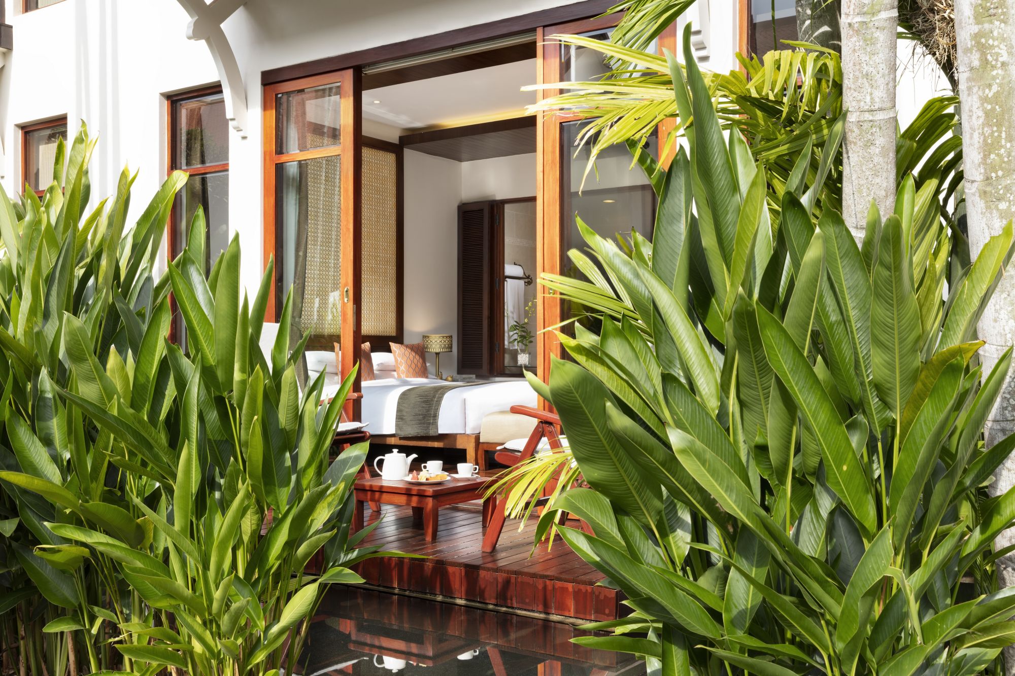 Anantara Angkor Resort in Siem Reap: Premier Terrace Suite | Balcony
