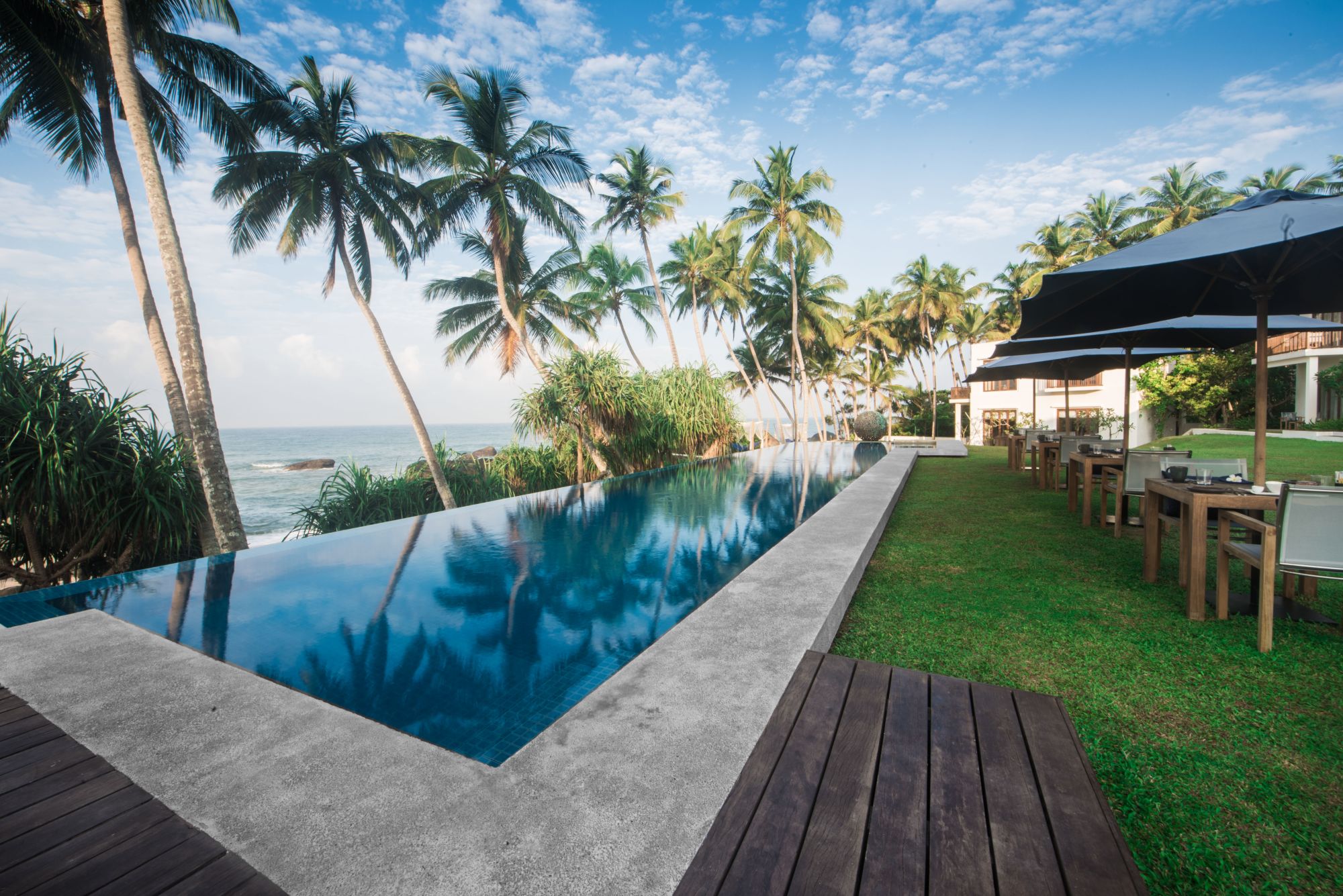 Kumu Beach in Balapitiya:  Pool
