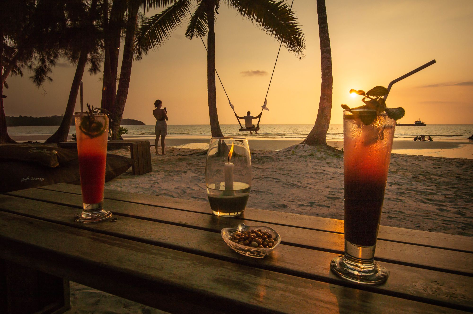 High Season Pool Villa & Spa in Ko Kood: Season Bar