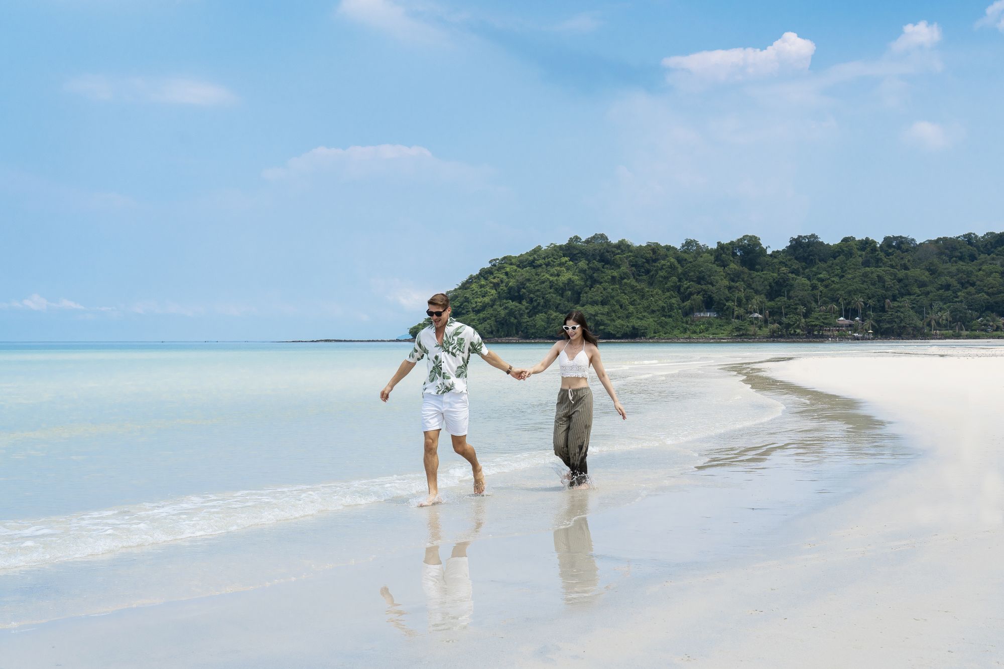 High Season Pool Villa & Spa in Ko Kood: Beach