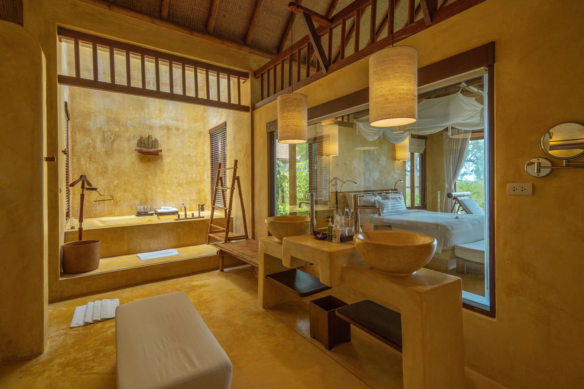 High Season Pool Villa & Spa in Ko Kood: Beachfront Suite Pool Villa