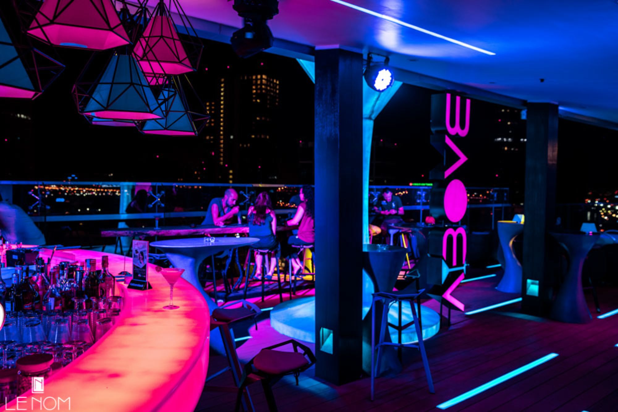 Liberty Central Saigon Citypoint: Above Sky Bar