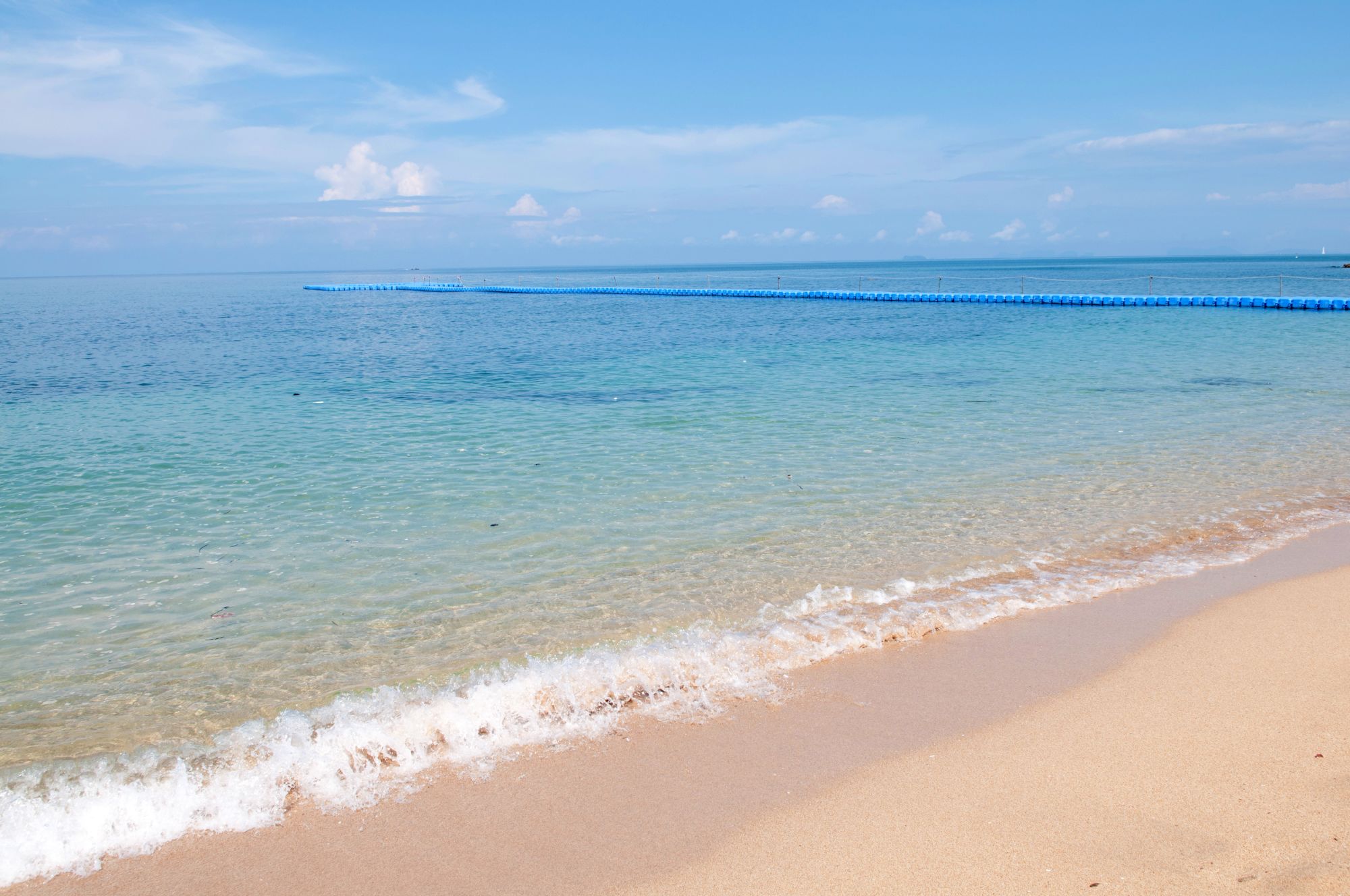 Rawi Warin Resort & Spa in Ko Lanta: Beach