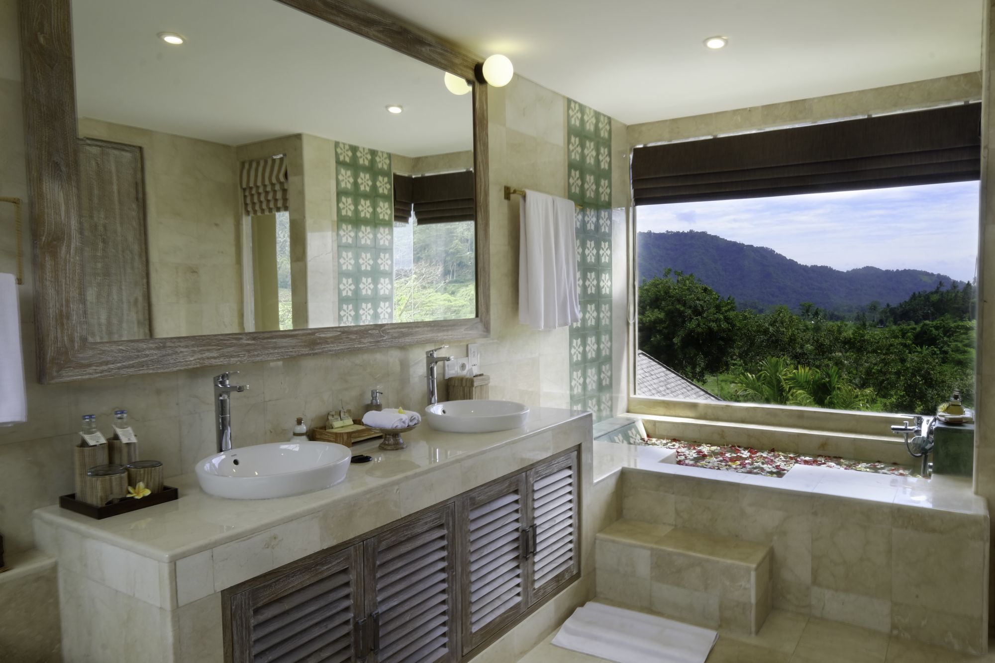 Wapa di Ume Sidemen in Ostbali: Di Ume Suite | Bathroom