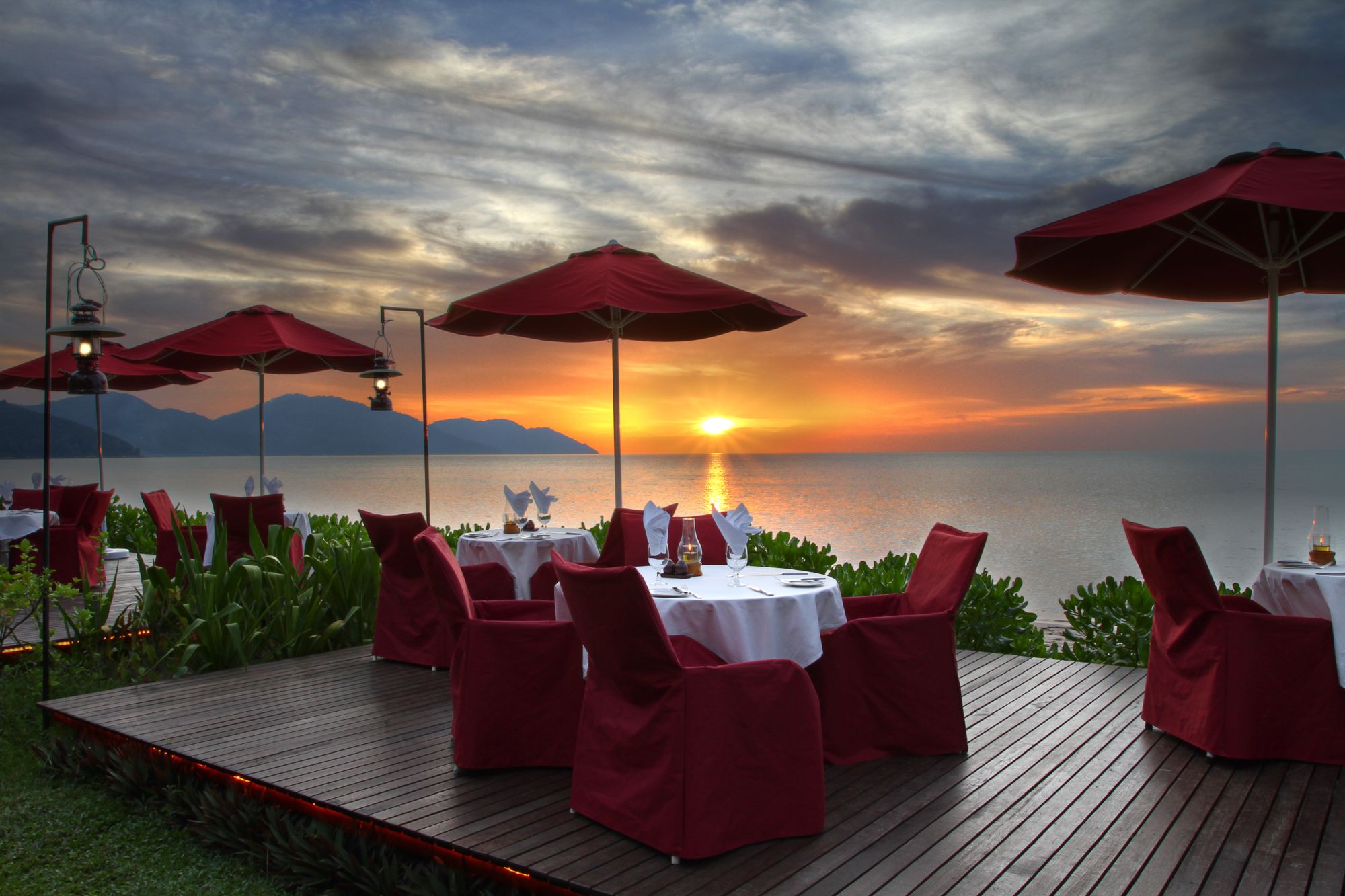 Parkroyal Penang Resort: Gustoso By The Beach