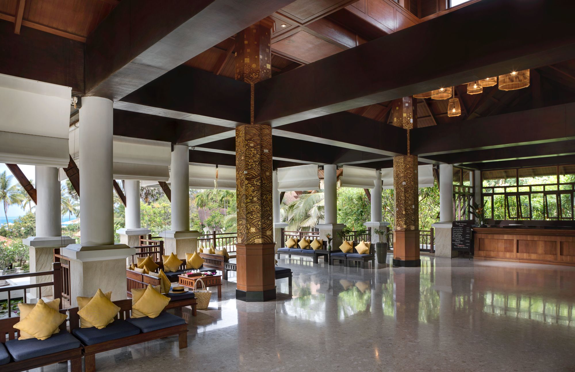 Rawi Warin Resort & Spa in Ko Lanta: Lobby