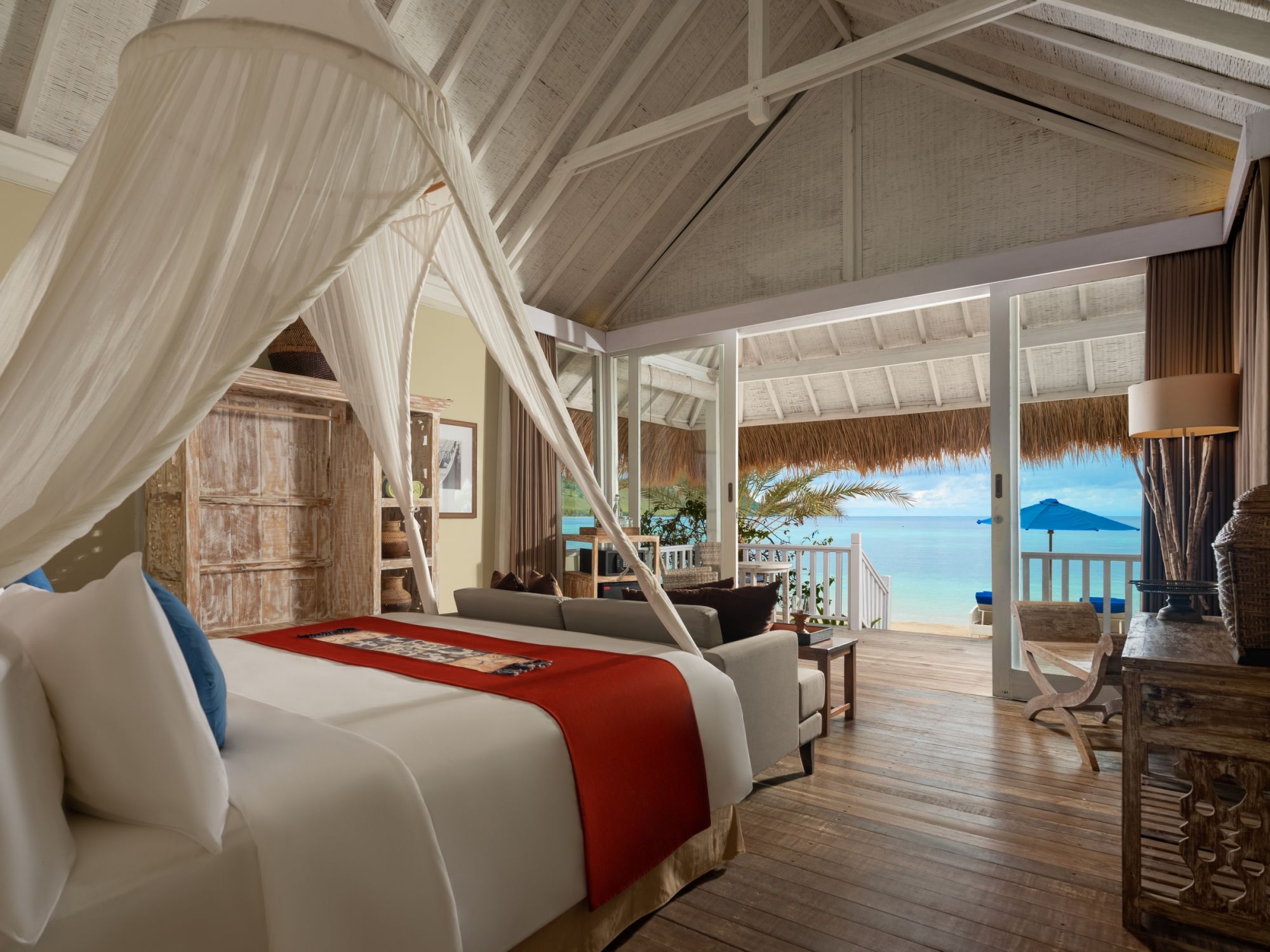 Sudamala Resort Seraya in Labuan Bajo: Private Beach Bungalow