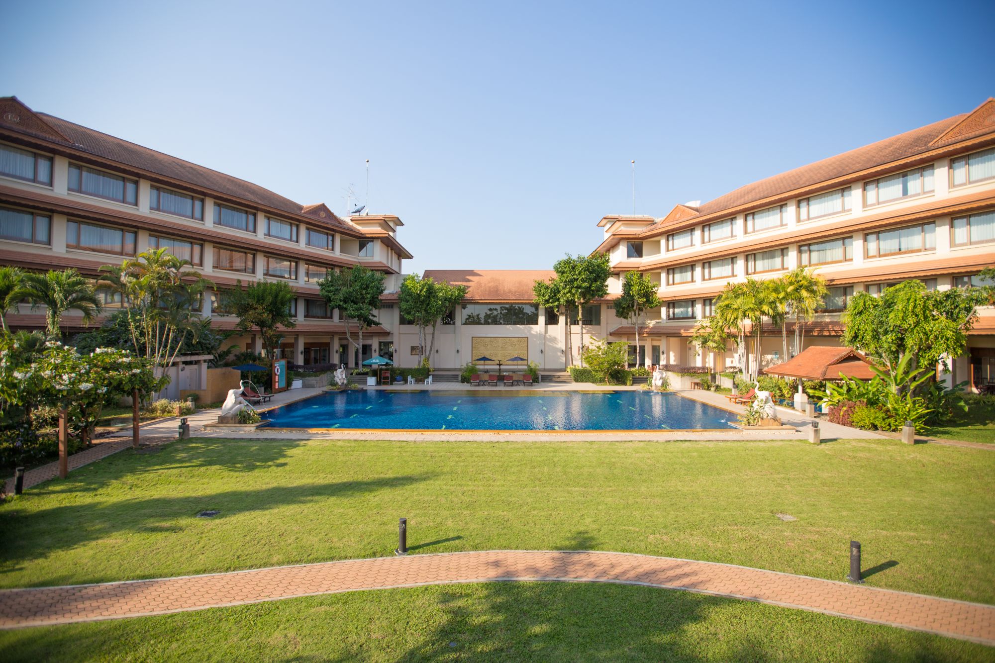 Imperial River House in Chiang Rai: Exterior
