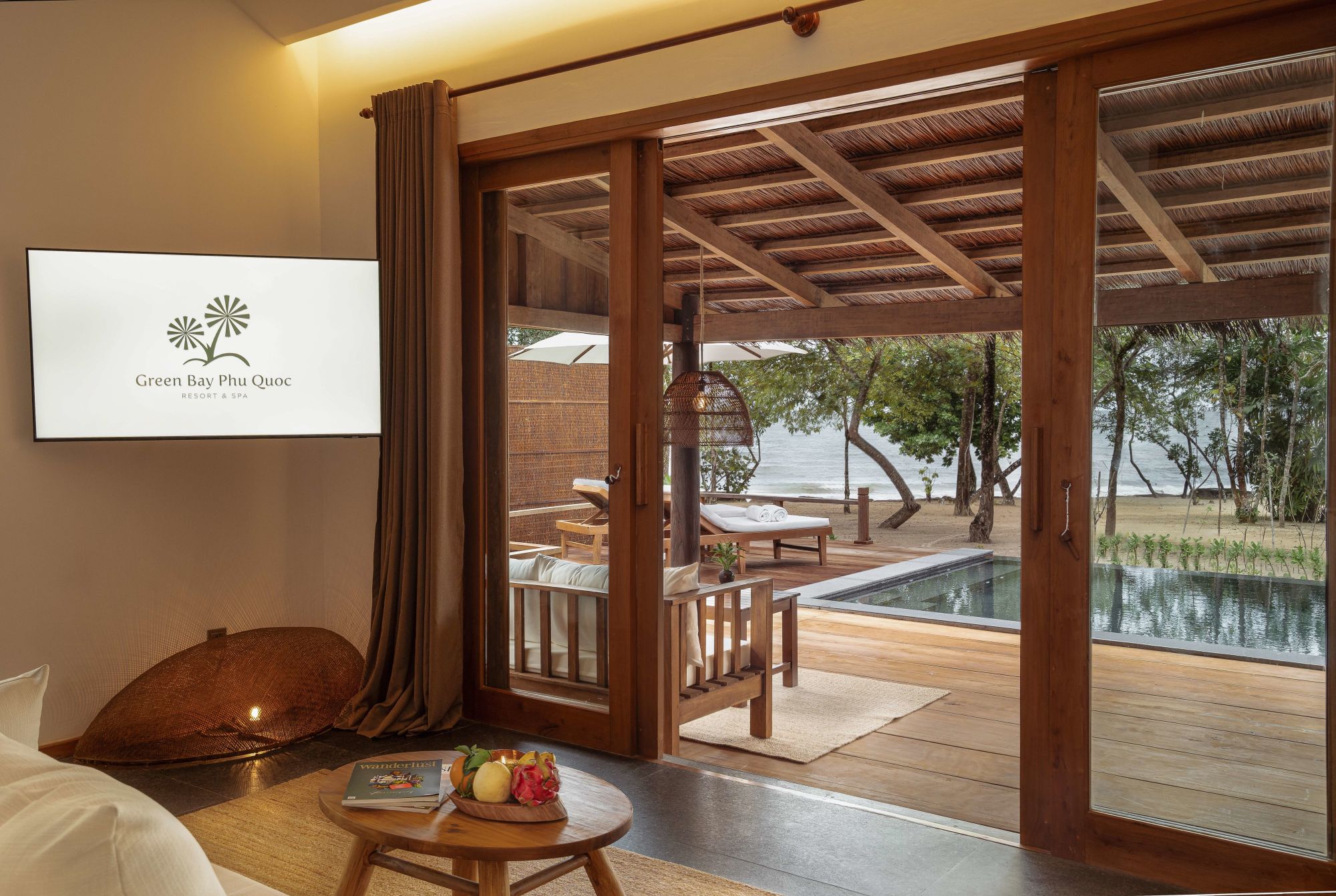 Green Bay Phu Quoc Resort & Spa: Beachfront Pool Villa | view to the pool